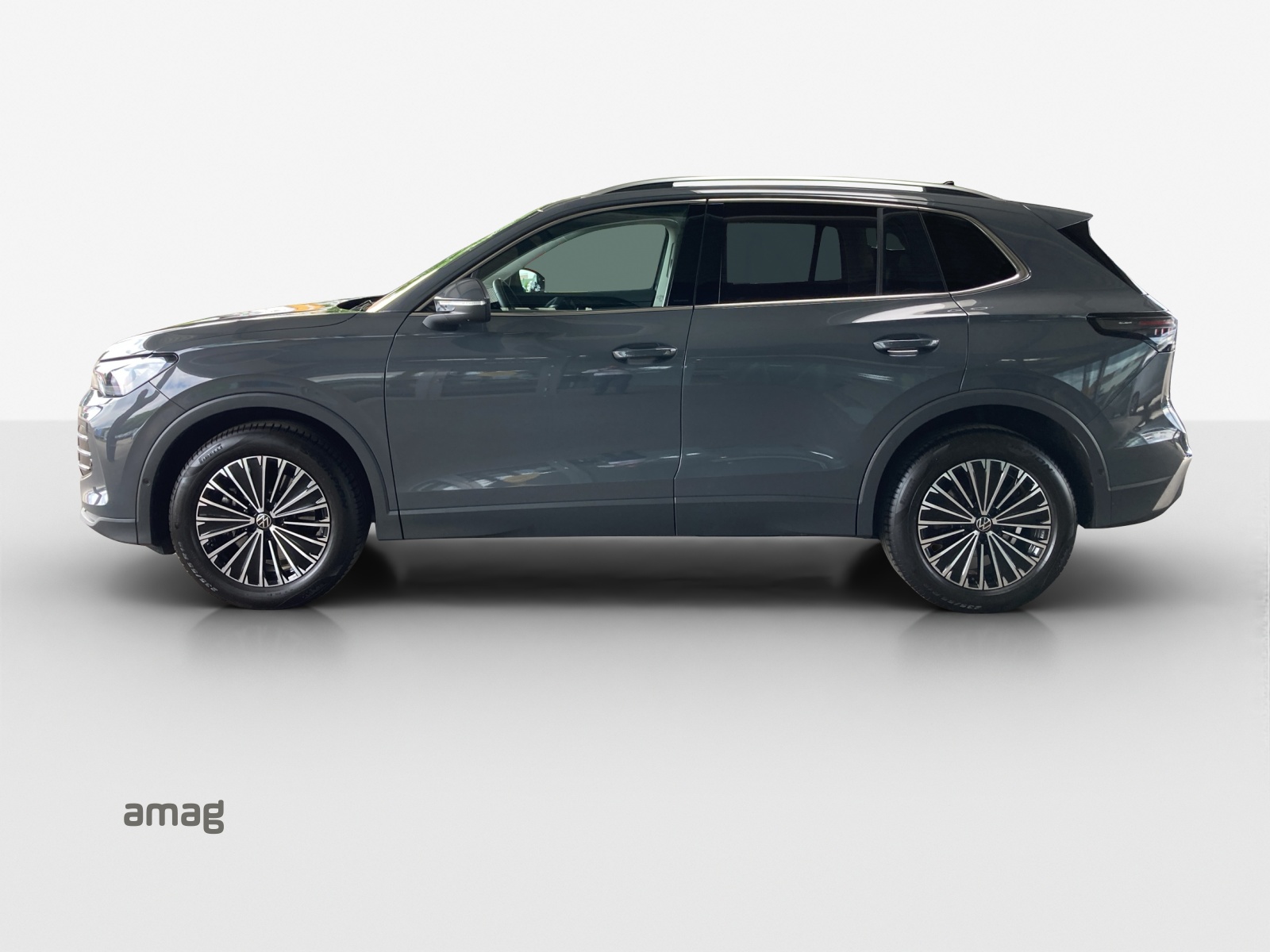 VW Tiguan 2.0 TSI DSG Elegance 4Motion-showroom-element-1