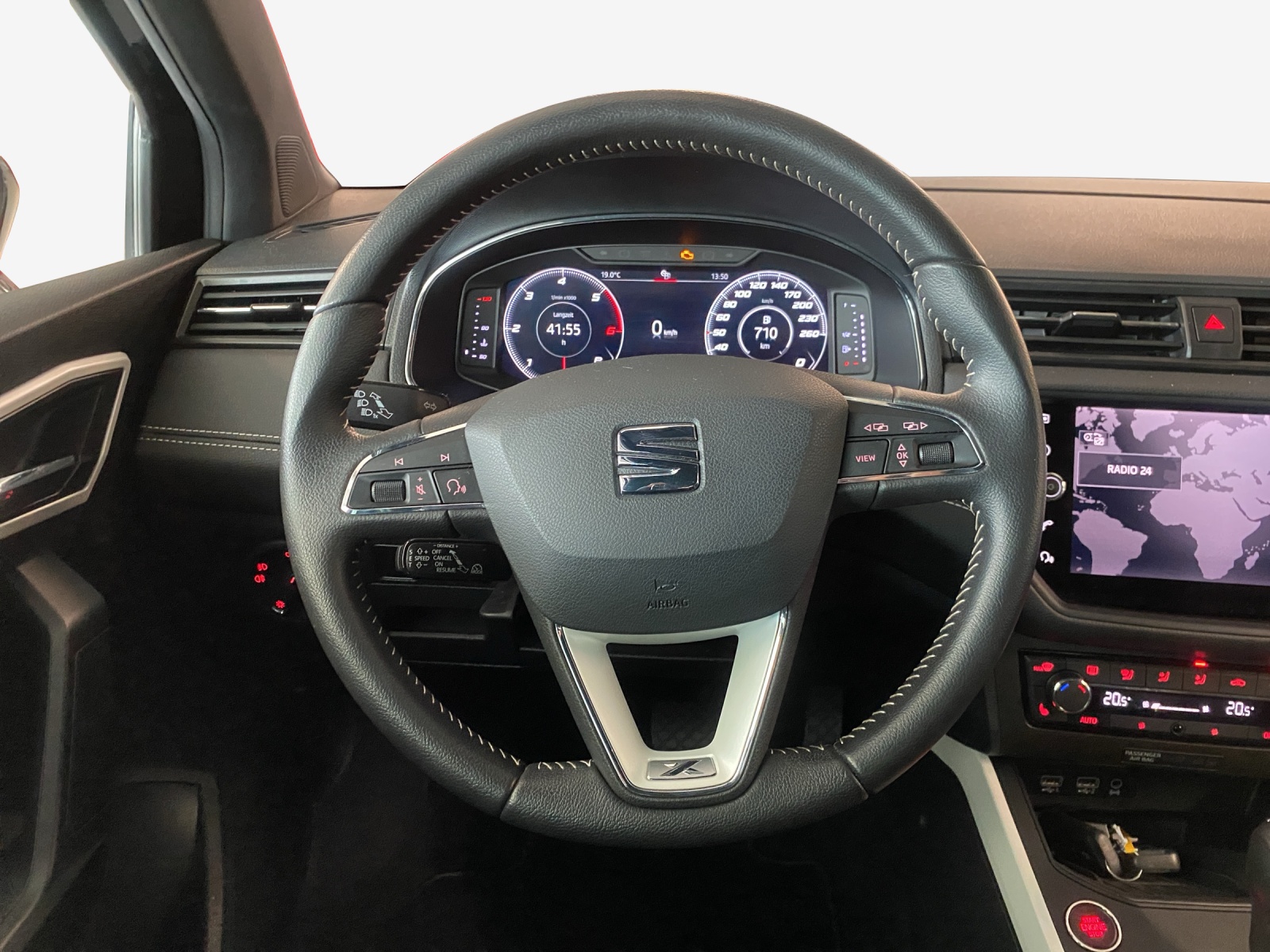 SEAT Arona 1.6 TDI CR Xcellence DSG-image-9