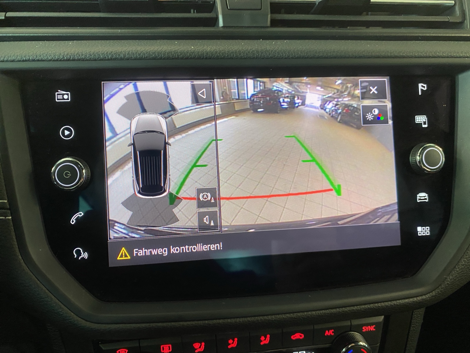 SEAT Arona 1.6 TDI CR Xcellence DSG-image-14