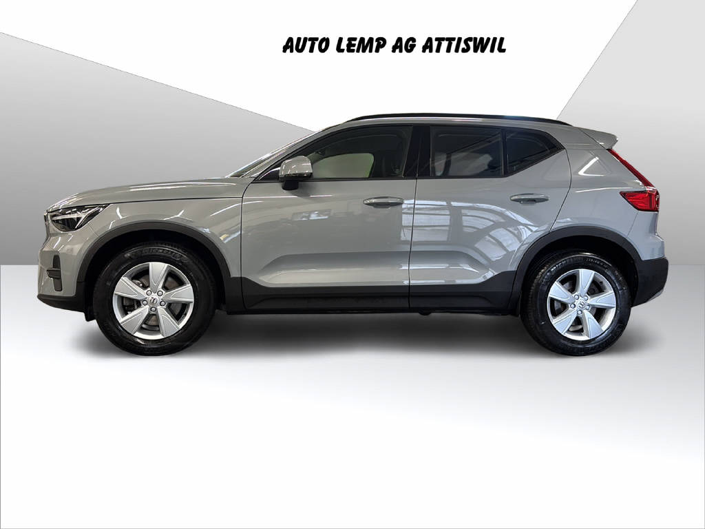 VOLVO XC40 2.0 B3 MH Essential-showroom-element-2