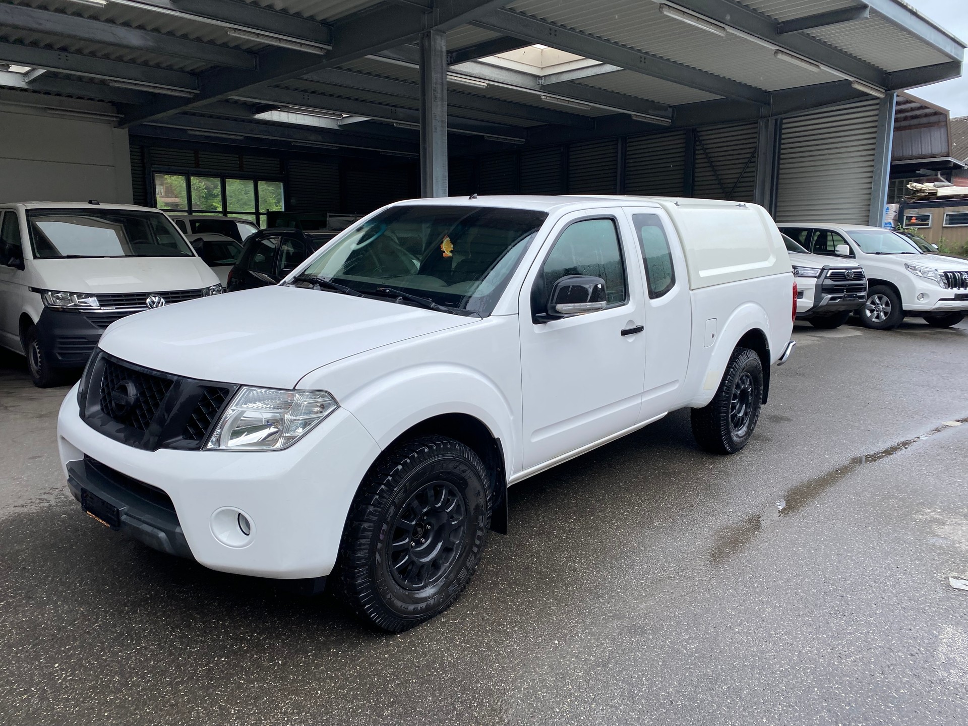 NISSAN Navara King Cab SE 2.5 dCi 4WD-image-1