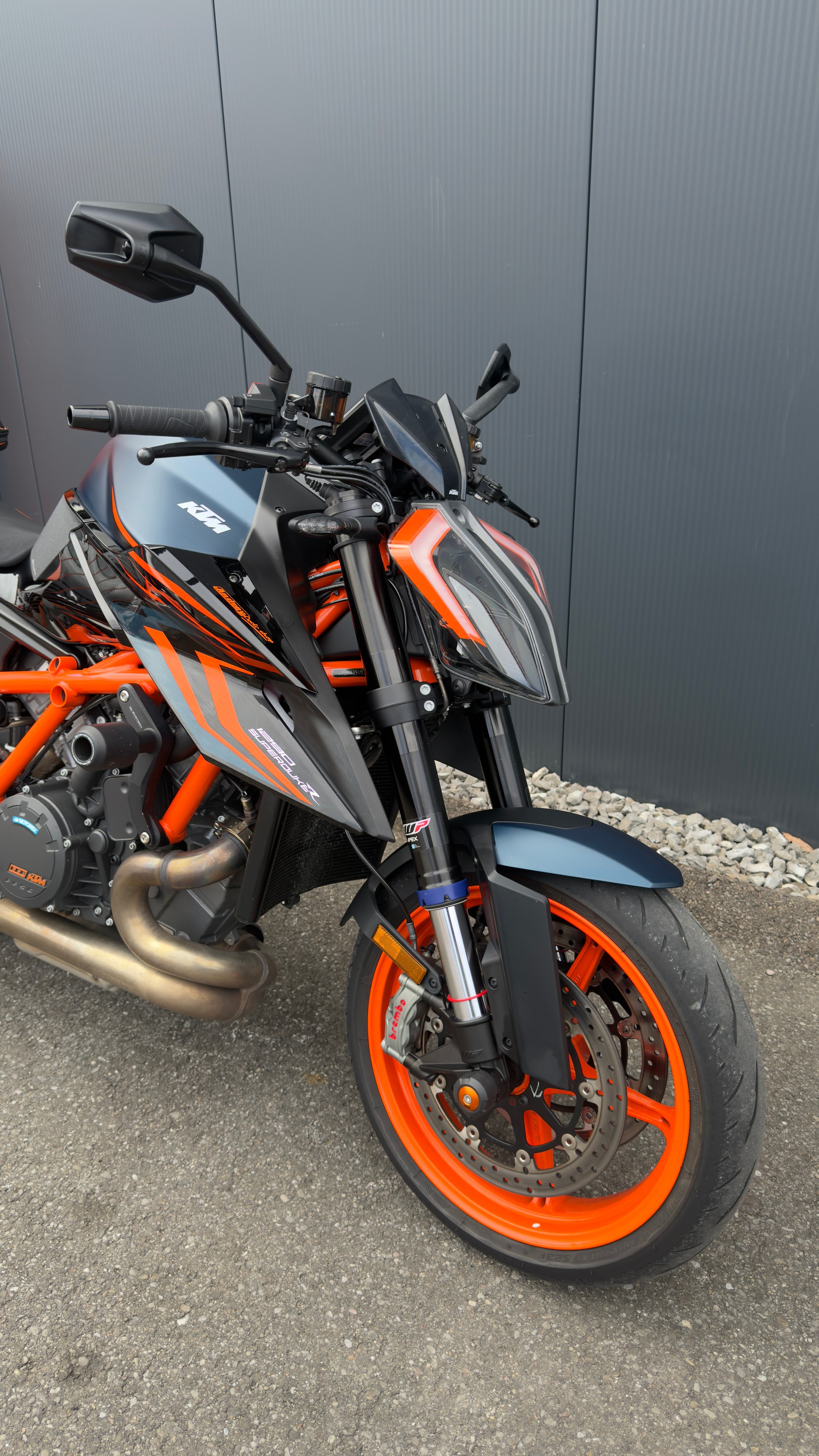 KTM 1290 Super Duke R EVO-image-3