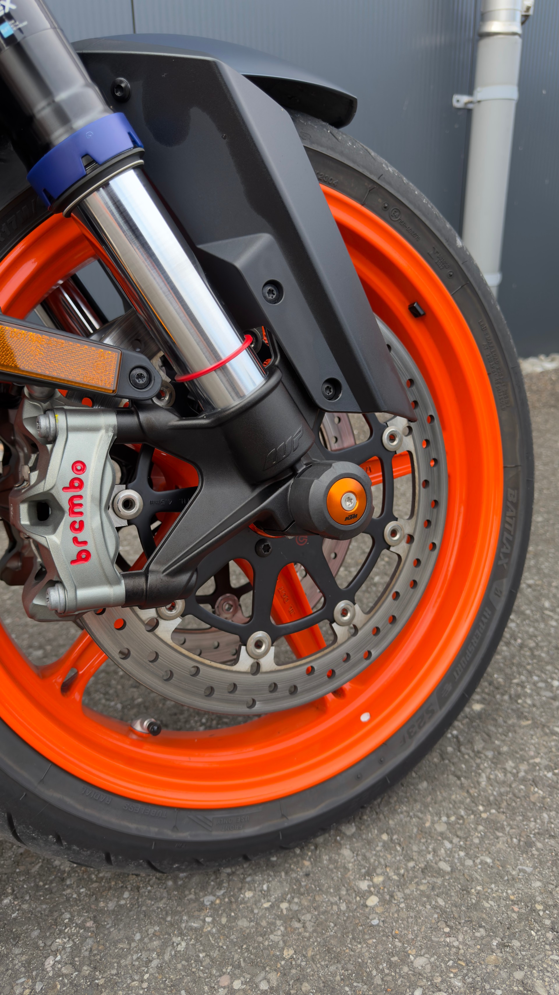KTM 1290 Super Duke R EVO-image-4