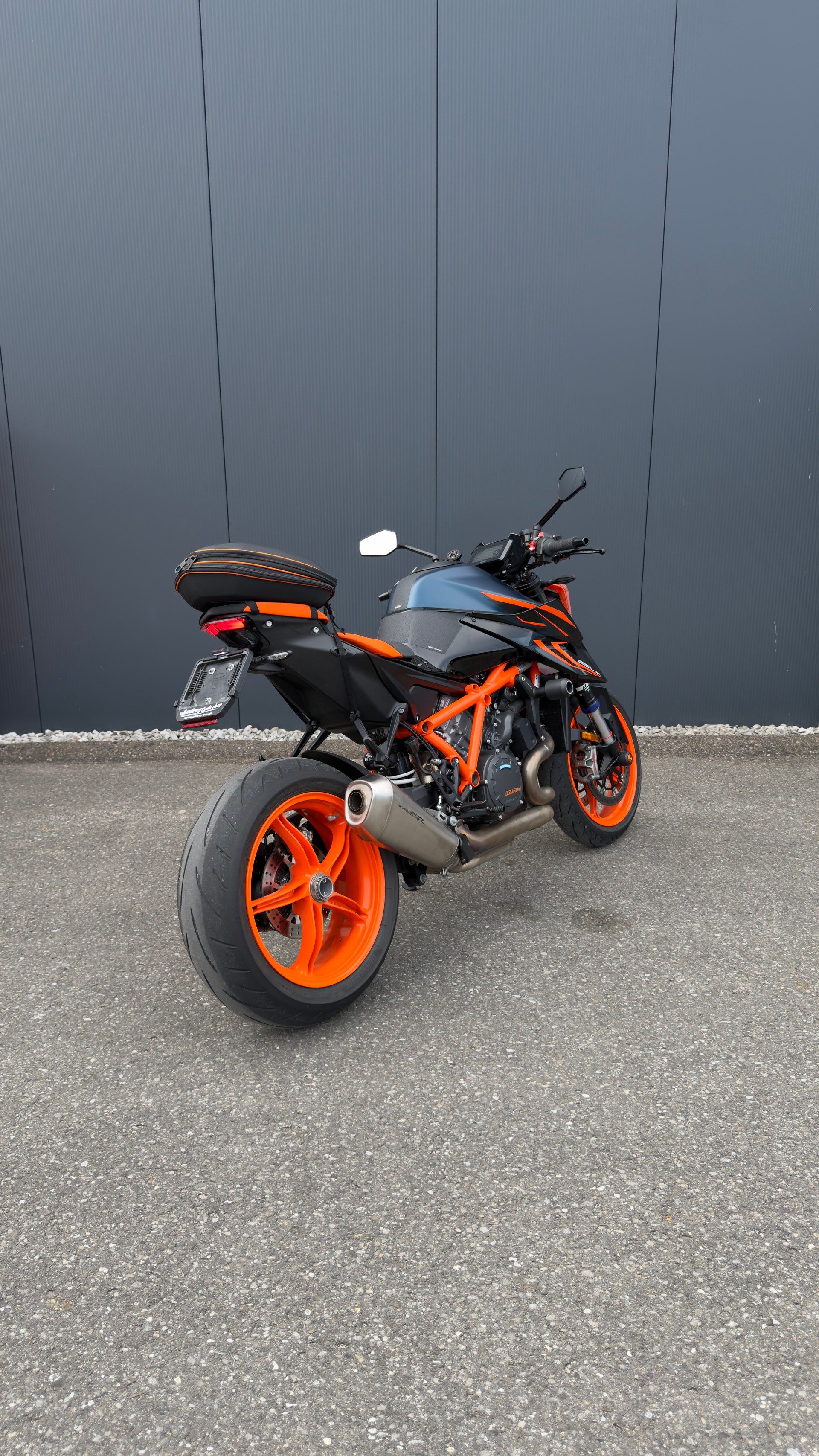 KTM 1290 Super Duke R EVO-image-1