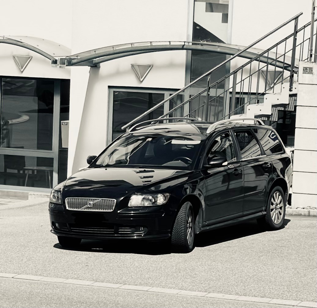 VOLVO T5 AWD Summum
