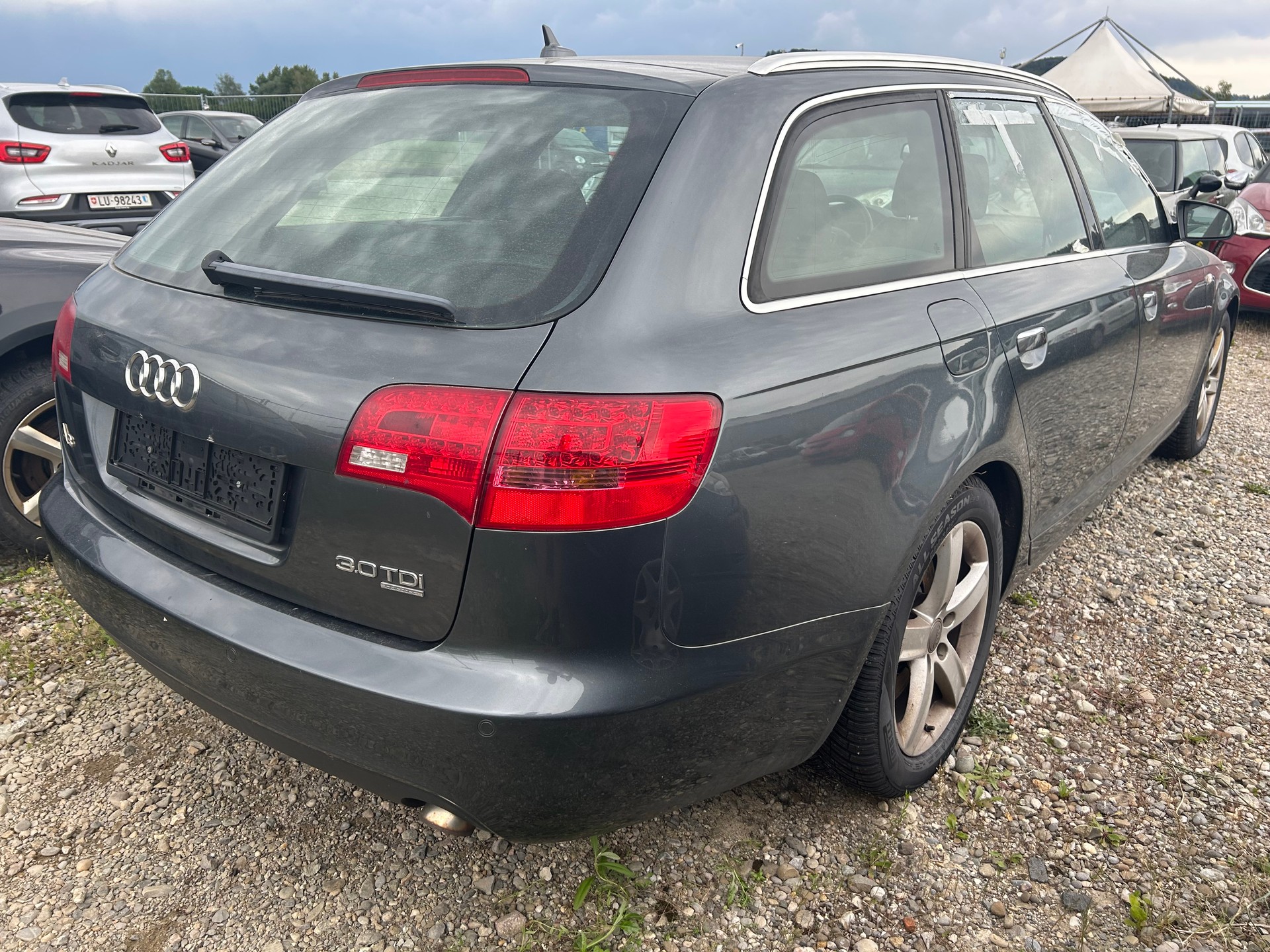AUDI A6 Avant 3.0 V6 TDI quattro-image-3