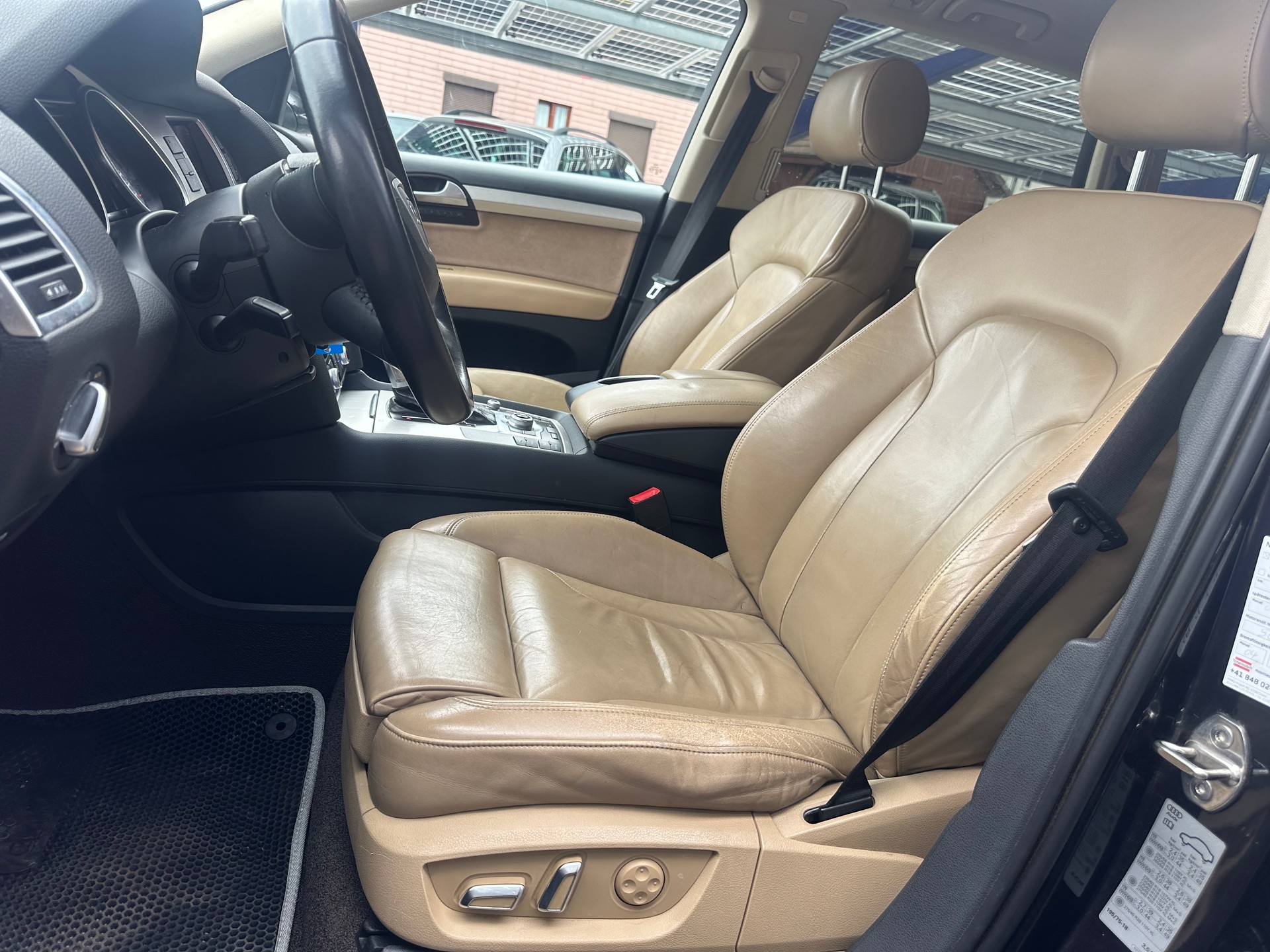 AUDI Q7 3.0 TDI addBlue quattro tiptronic-image-10