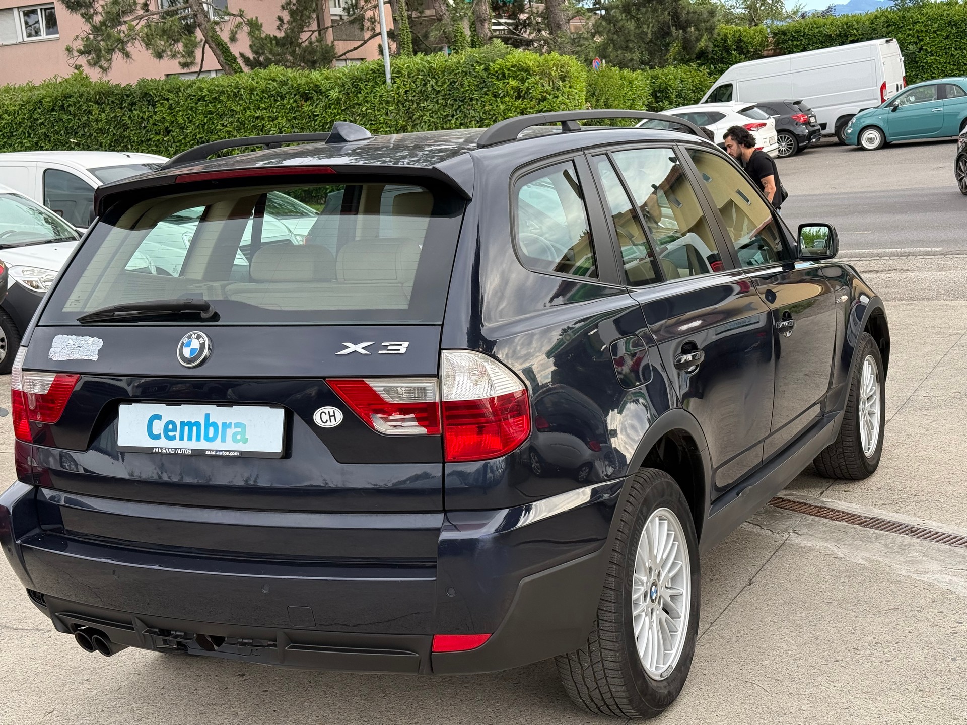 BMW X3 xDrive 25i (2.5si)-image-6