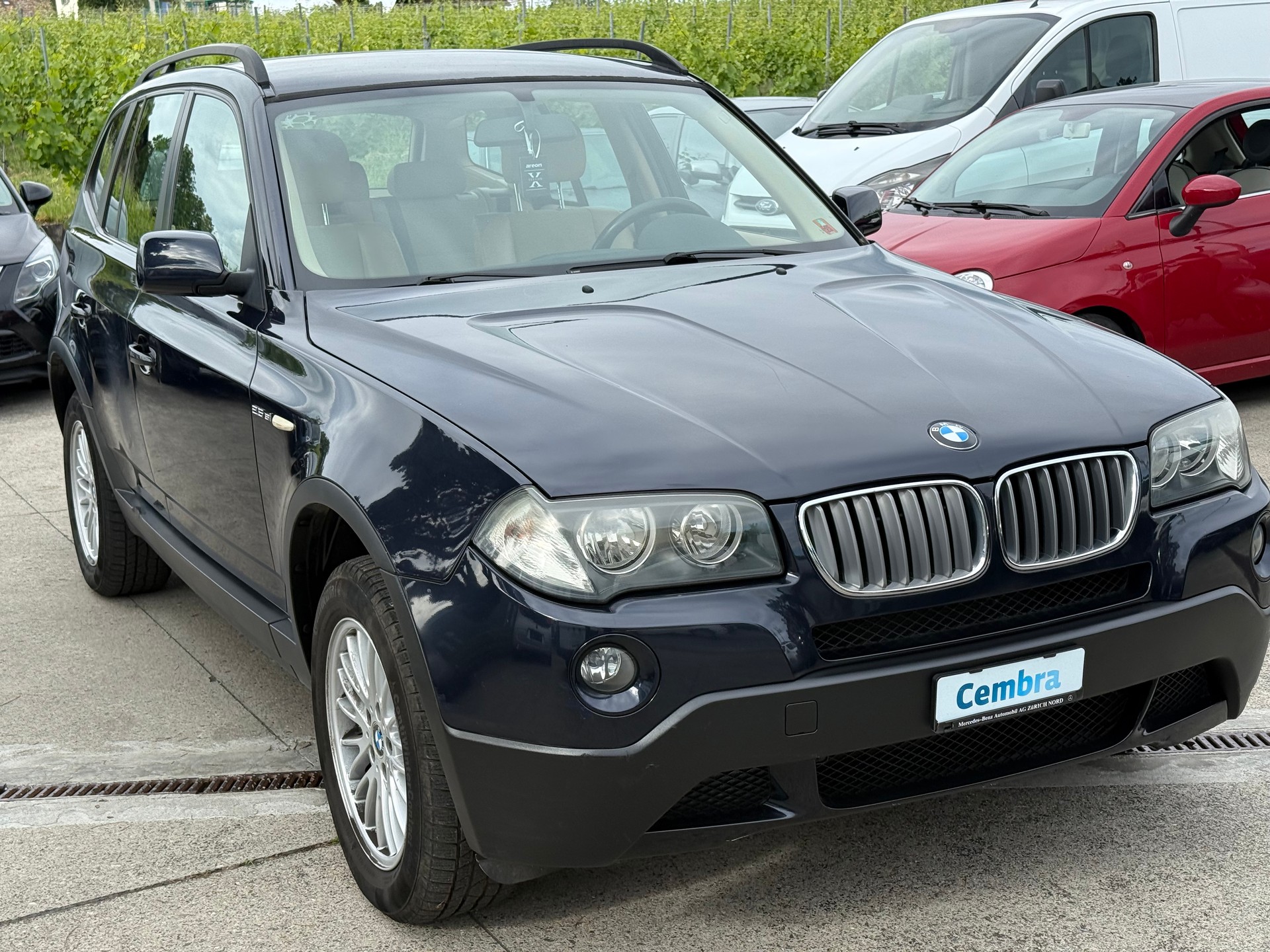 BMW X3 xDrive 25i (2.5si)-image-1