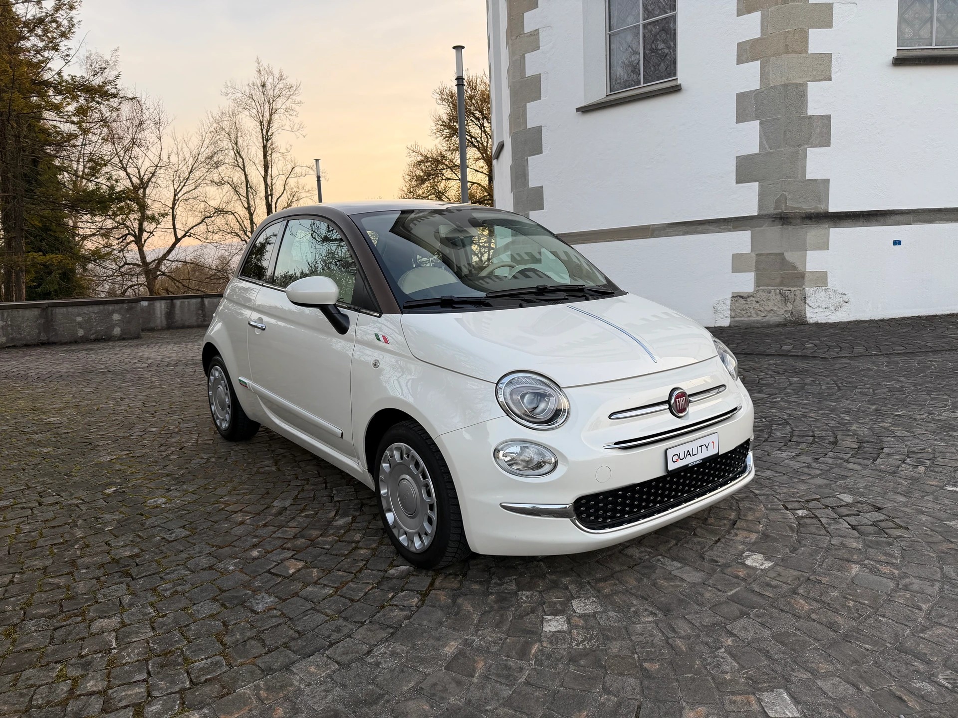 FIAT 500 1.2 Automatik / Frisch ab MFK / Vollständig Service gepflegt / 36 Monate Garantie exkl. / Panorama/ Tempomat / Klima-image-2