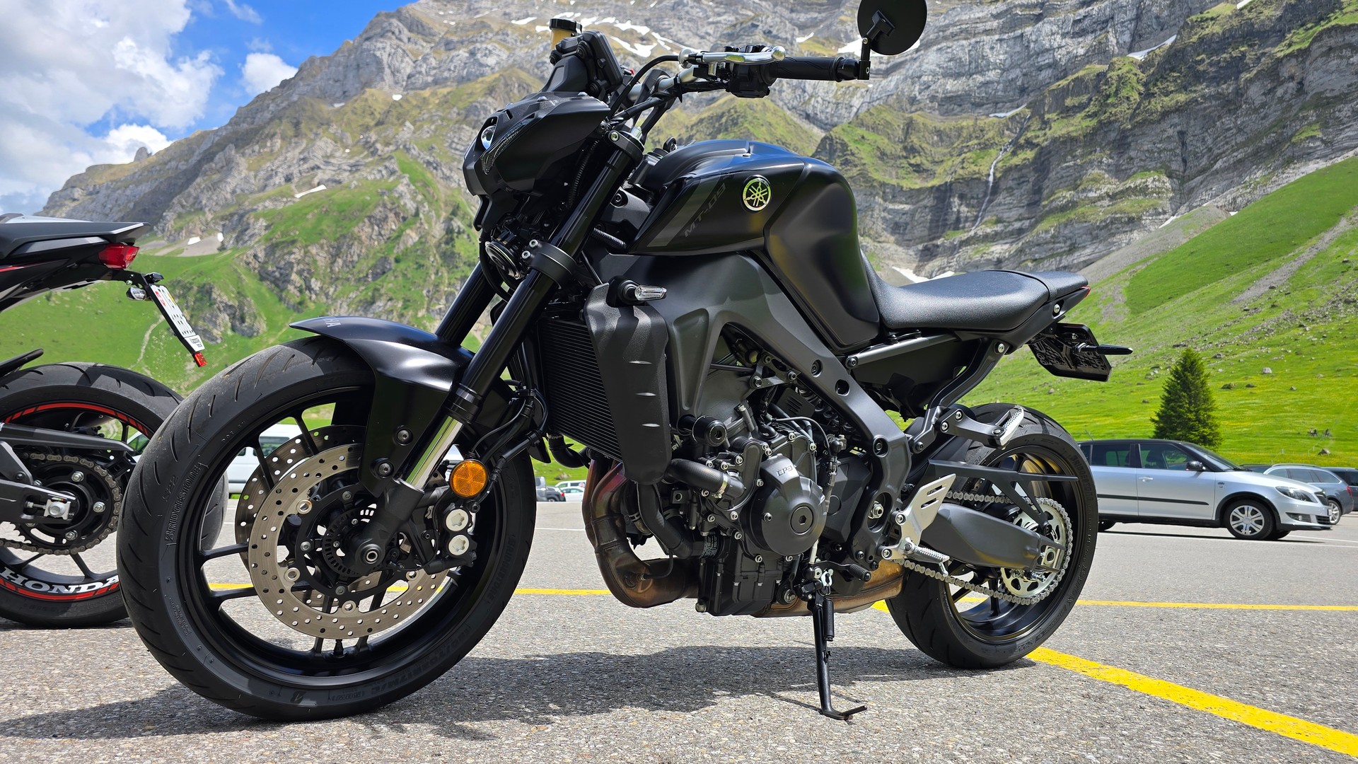YAMAHA MT-09 ABS Black Edition-image-1