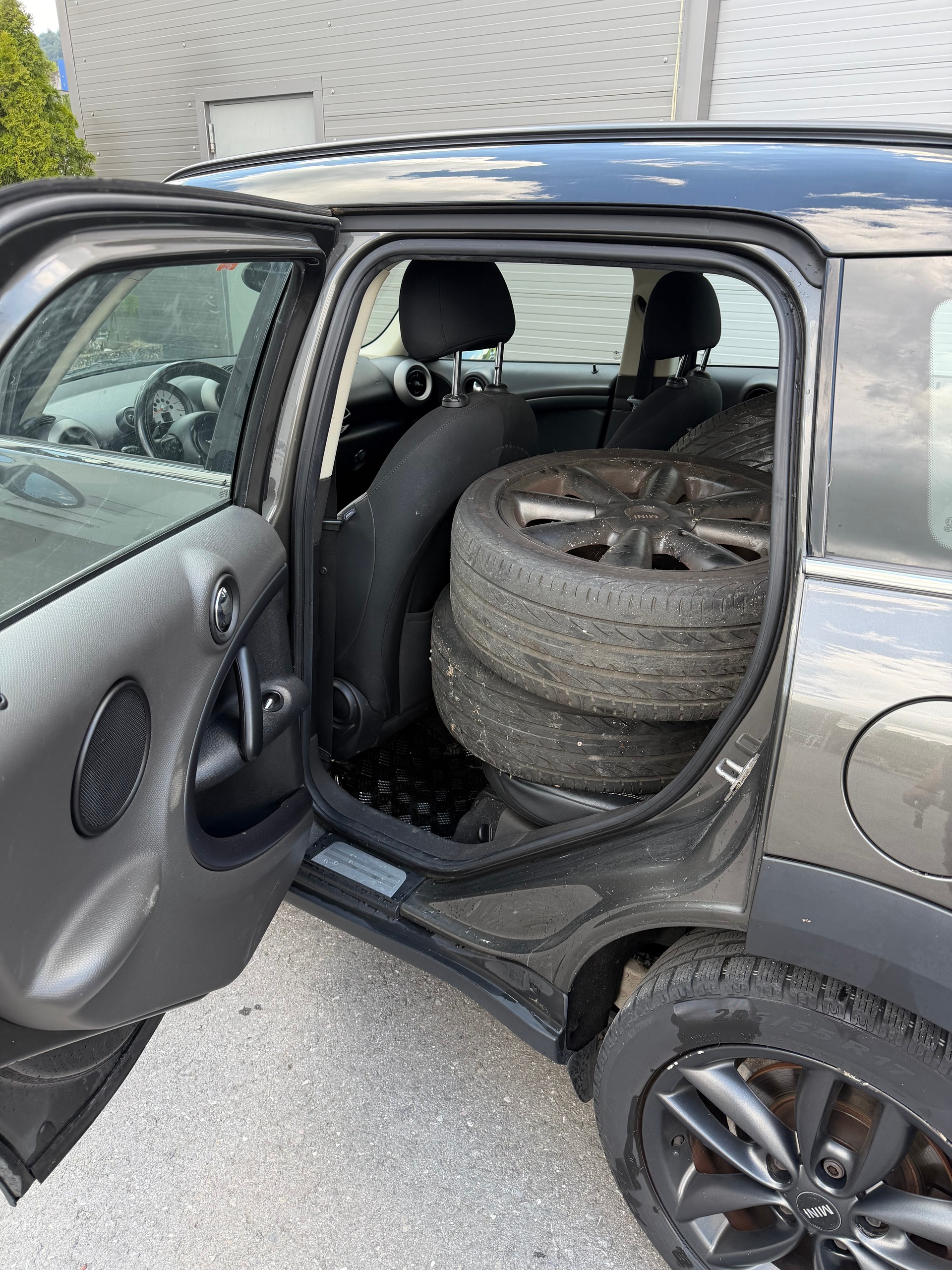 MINI Countryman Cooper S FWD Steptronic-image-6