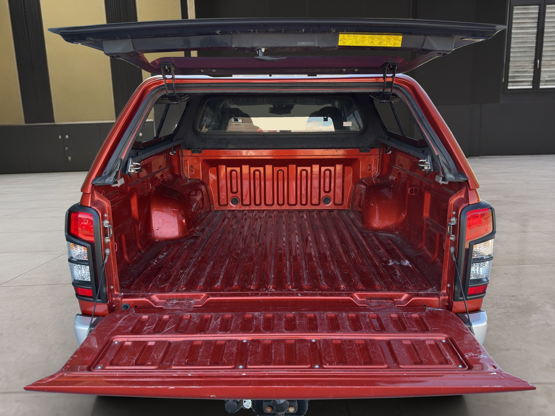 MITSUBISHI L 200 2.2 Style Double Cab Automat-image-13