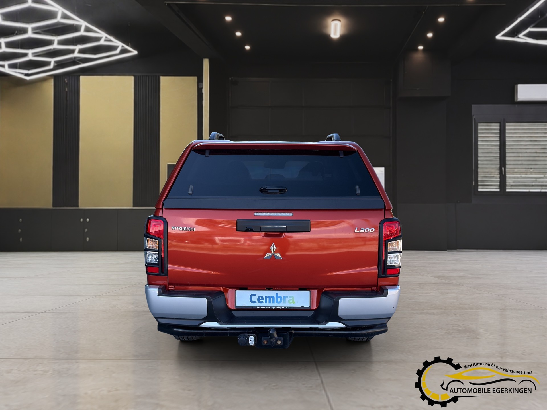 MITSUBISHI L 200 2.2 Style Double Cab Automat-image-5