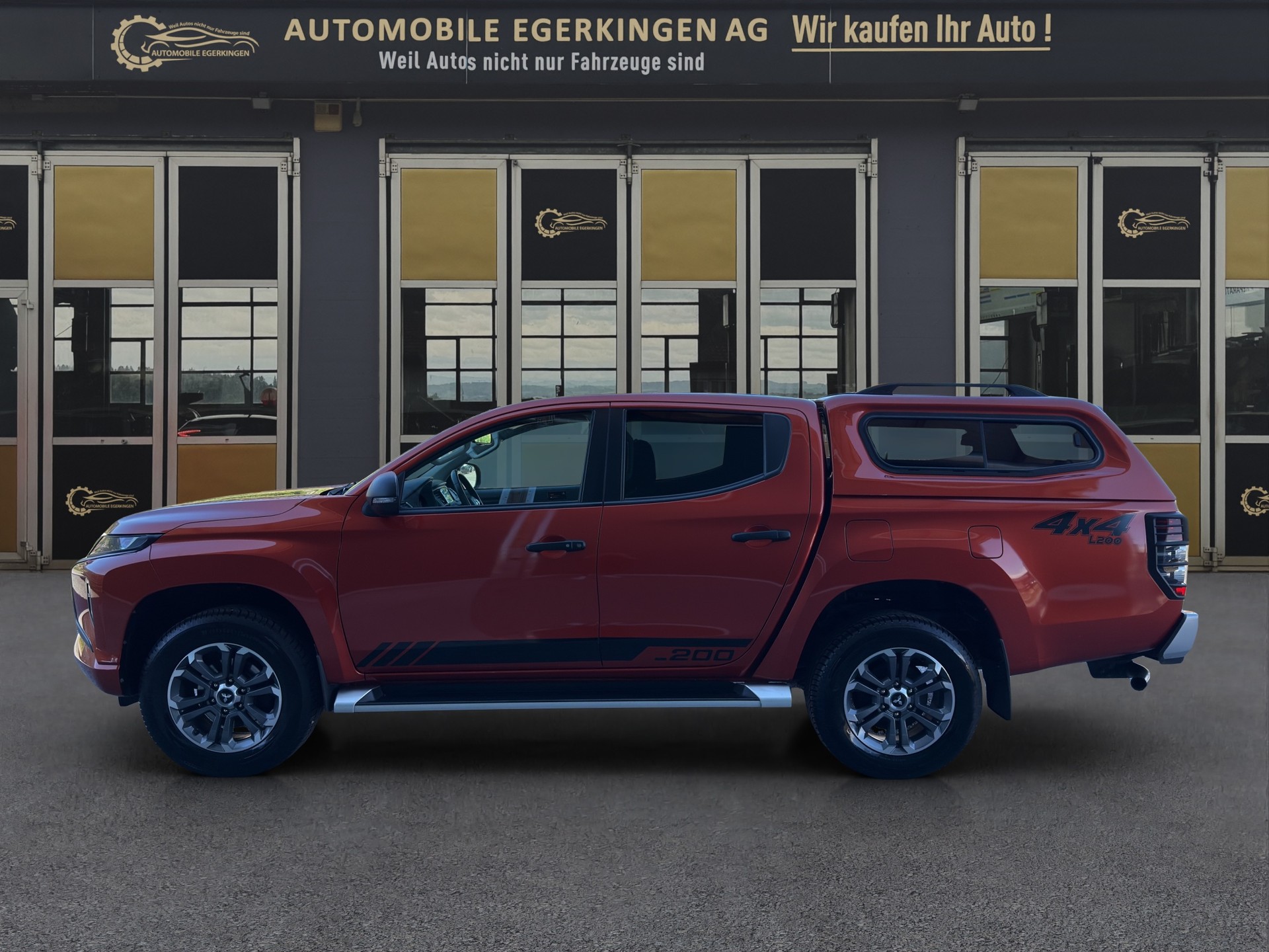 MITSUBISHI L 200 2.2 Style Double Cab Automat-image-7