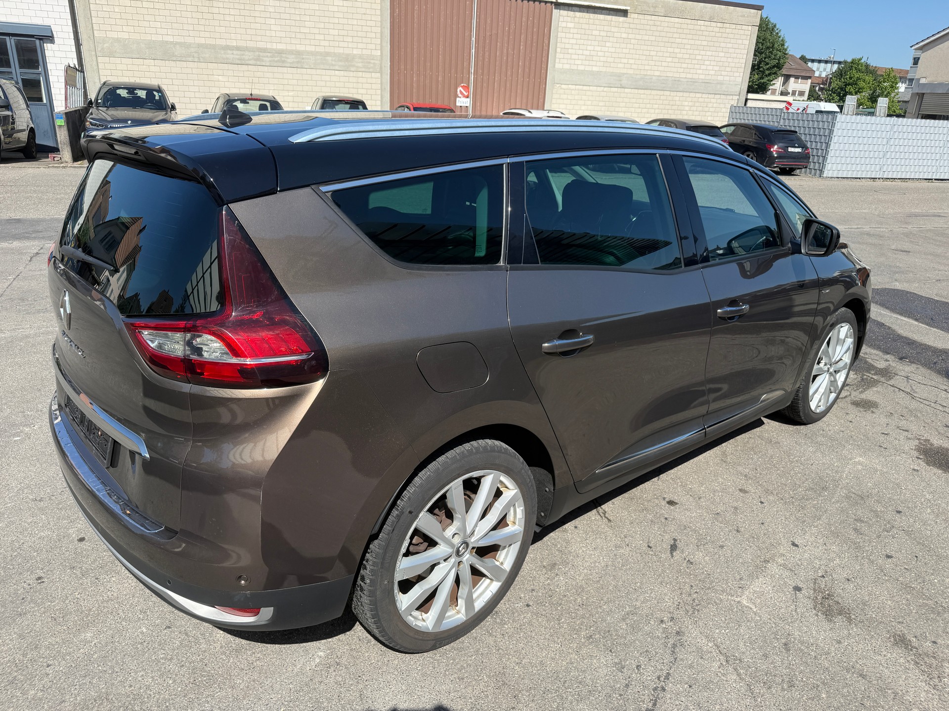 RENAULT Grand Scénic 1.2 16V Turbo Bose-image-4