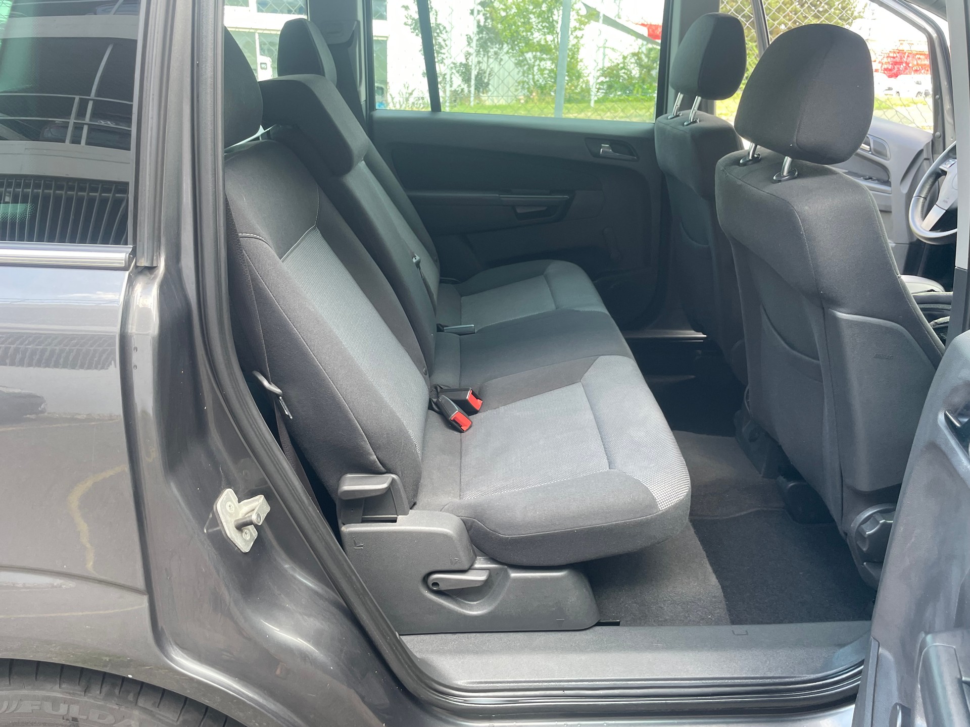 OPEL Zafira 1.7 CDTI Cosmo-image-10