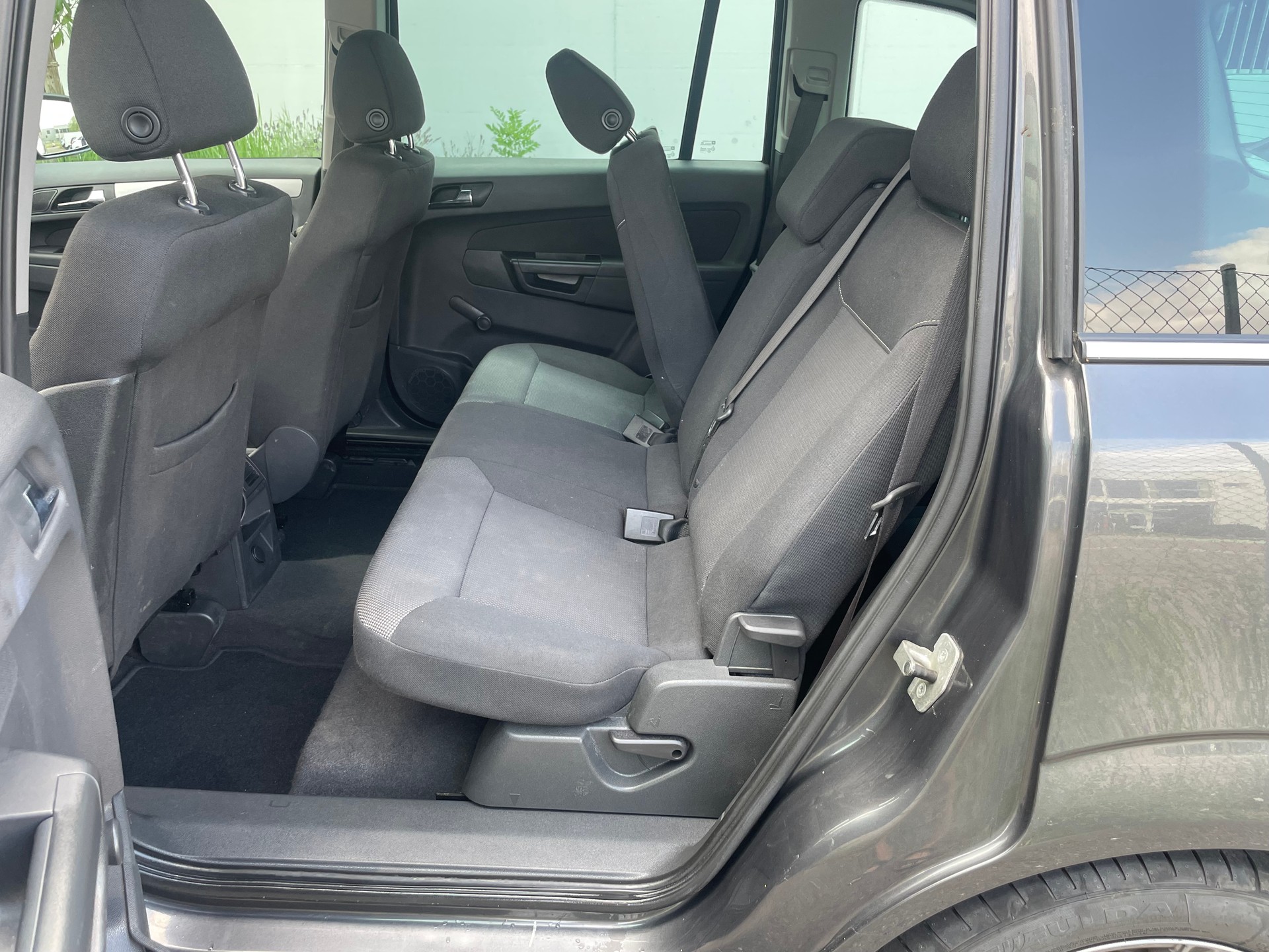 OPEL Zafira 1.7 CDTI Cosmo-image-11