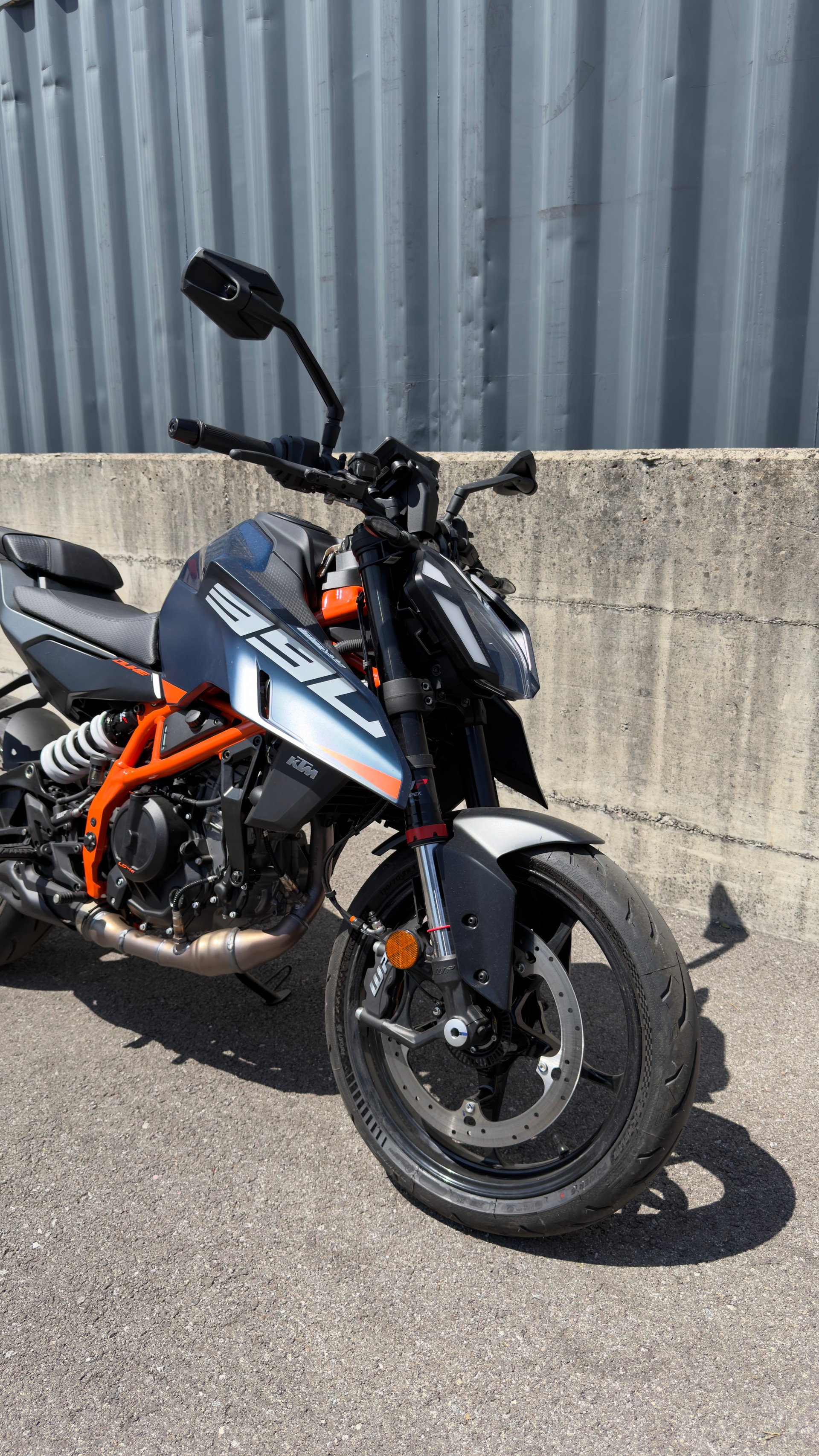 KTM 390 Duke-image-3