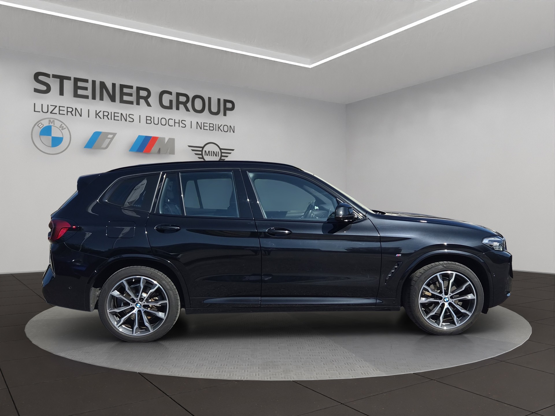 BMW X3 xDrive 20i M Sport Edition Steptronic-showroom-element-3