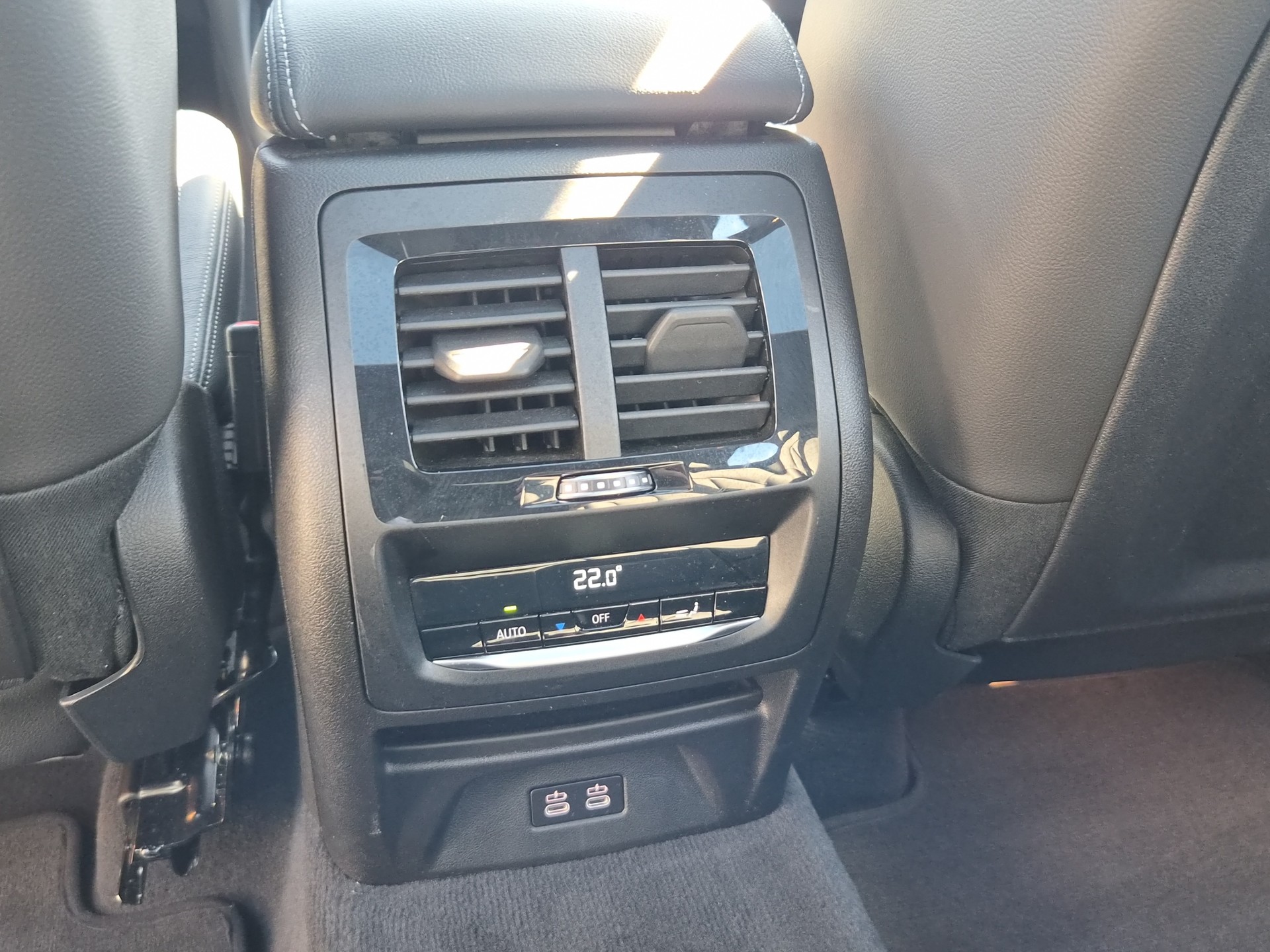 BMW X3 xDrive 20i M Sport Edition Steptronic-image-22
