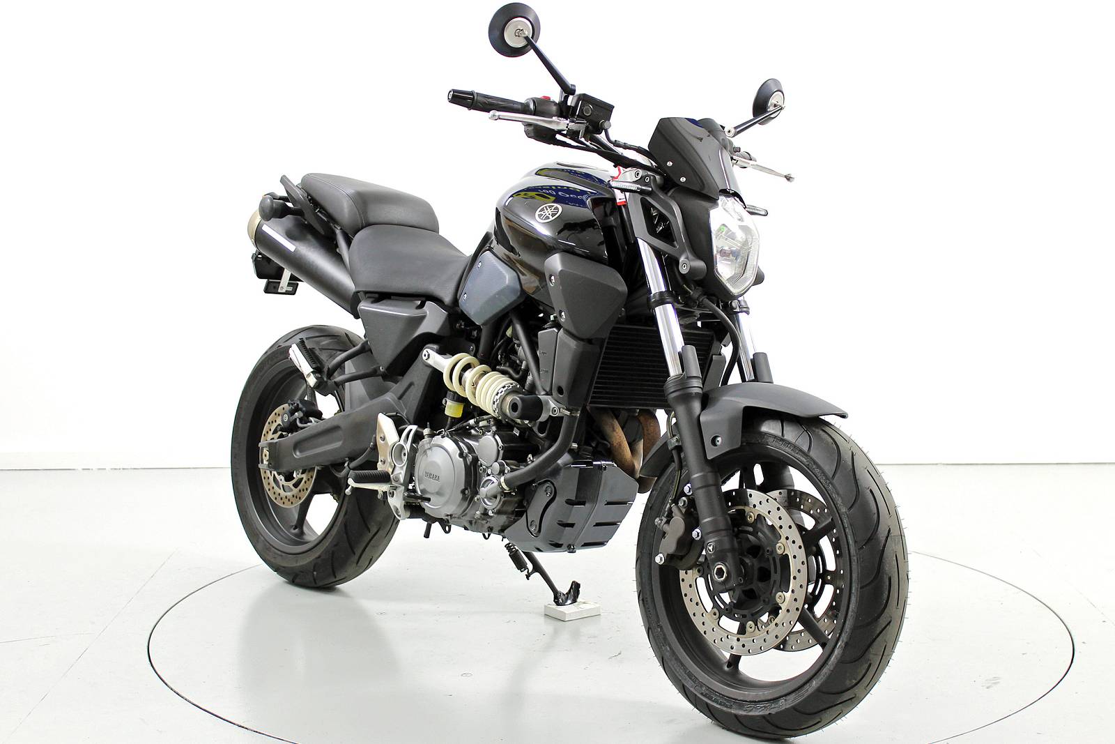 YAMAHA MT-03-image-1