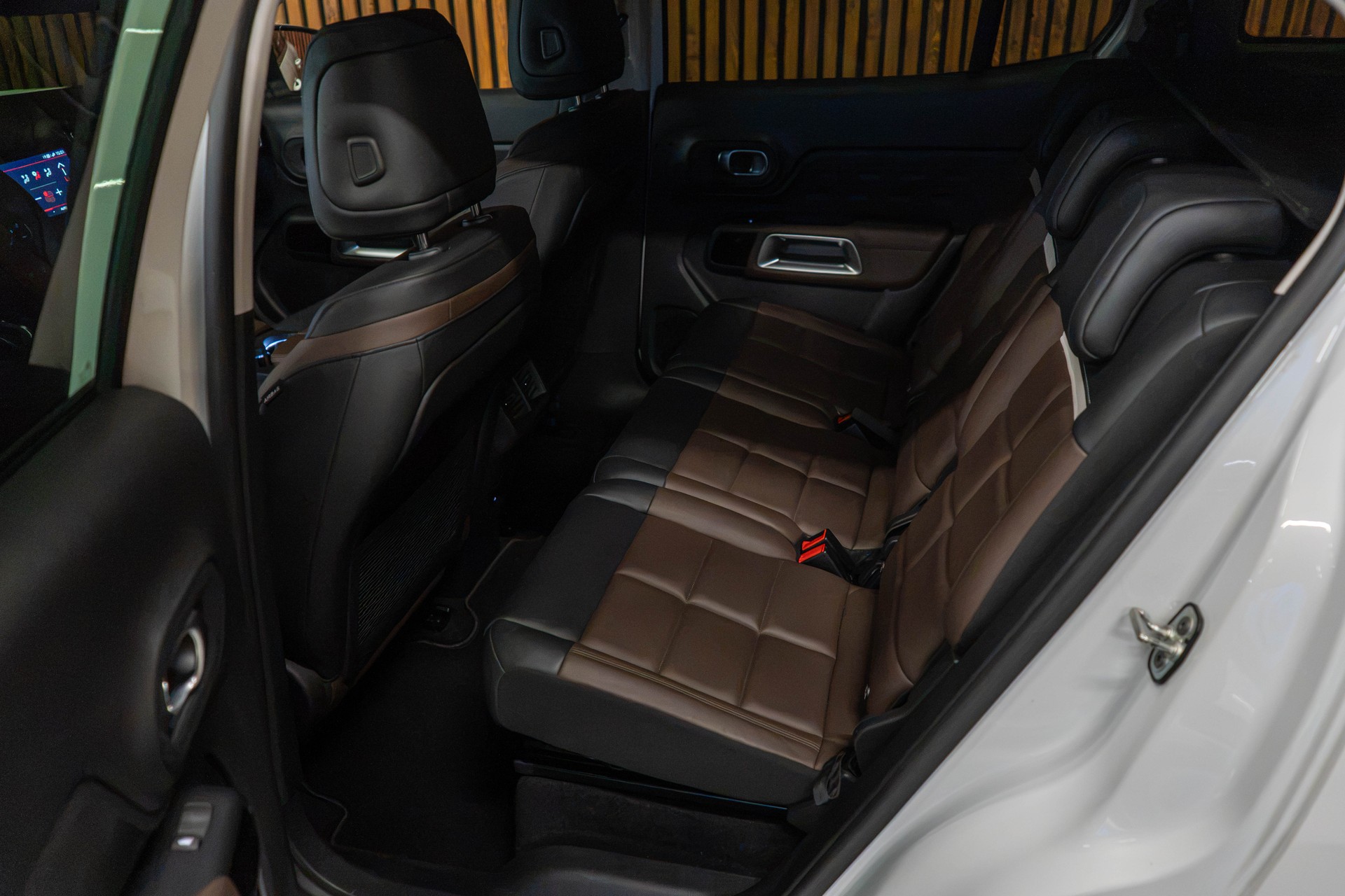 CITROEN C5 Aircross 1.6 PureTech Shine-image-9