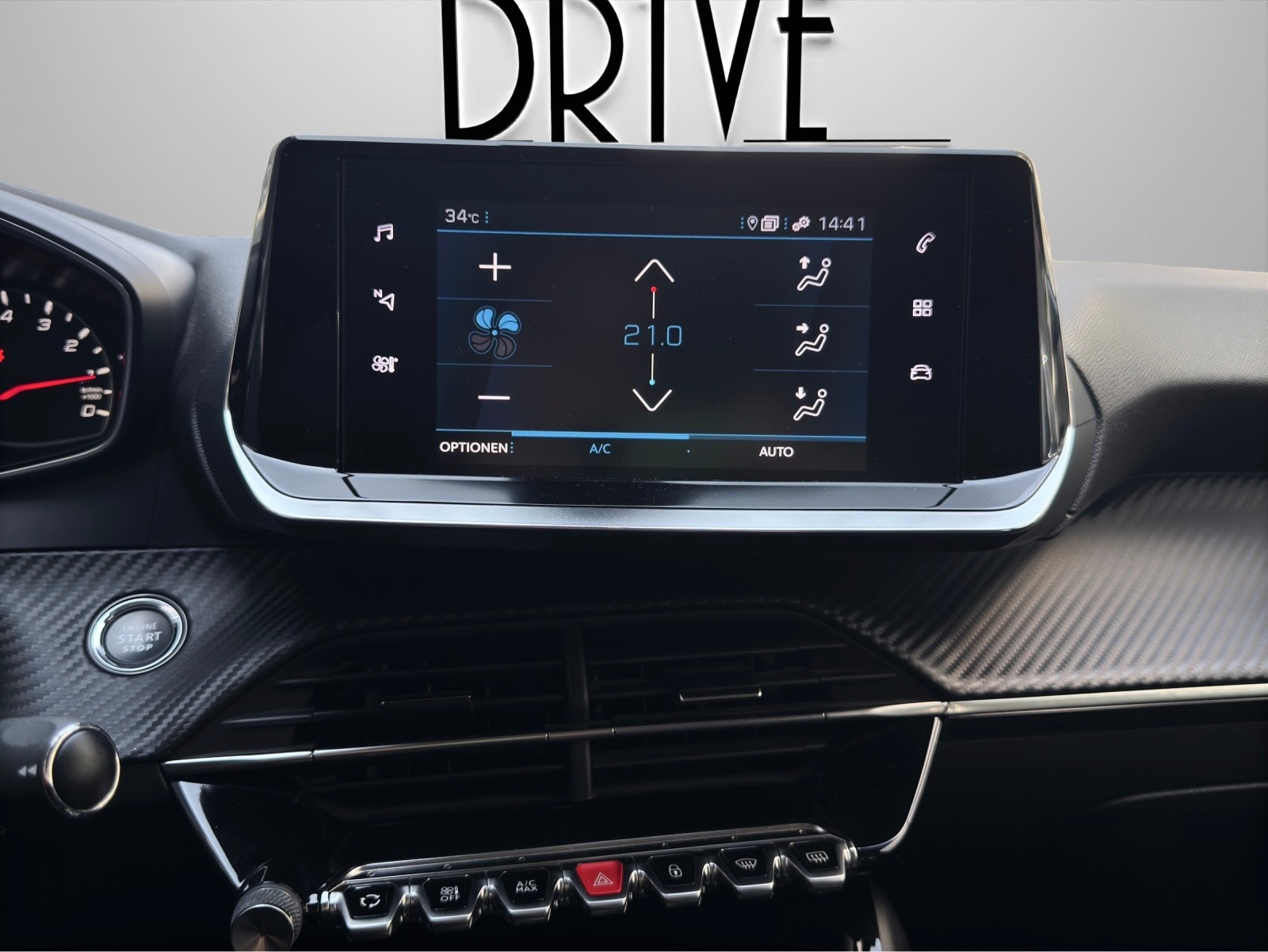 PEUGEOT 208 1.2 PureTech Allure EAT8-image-15