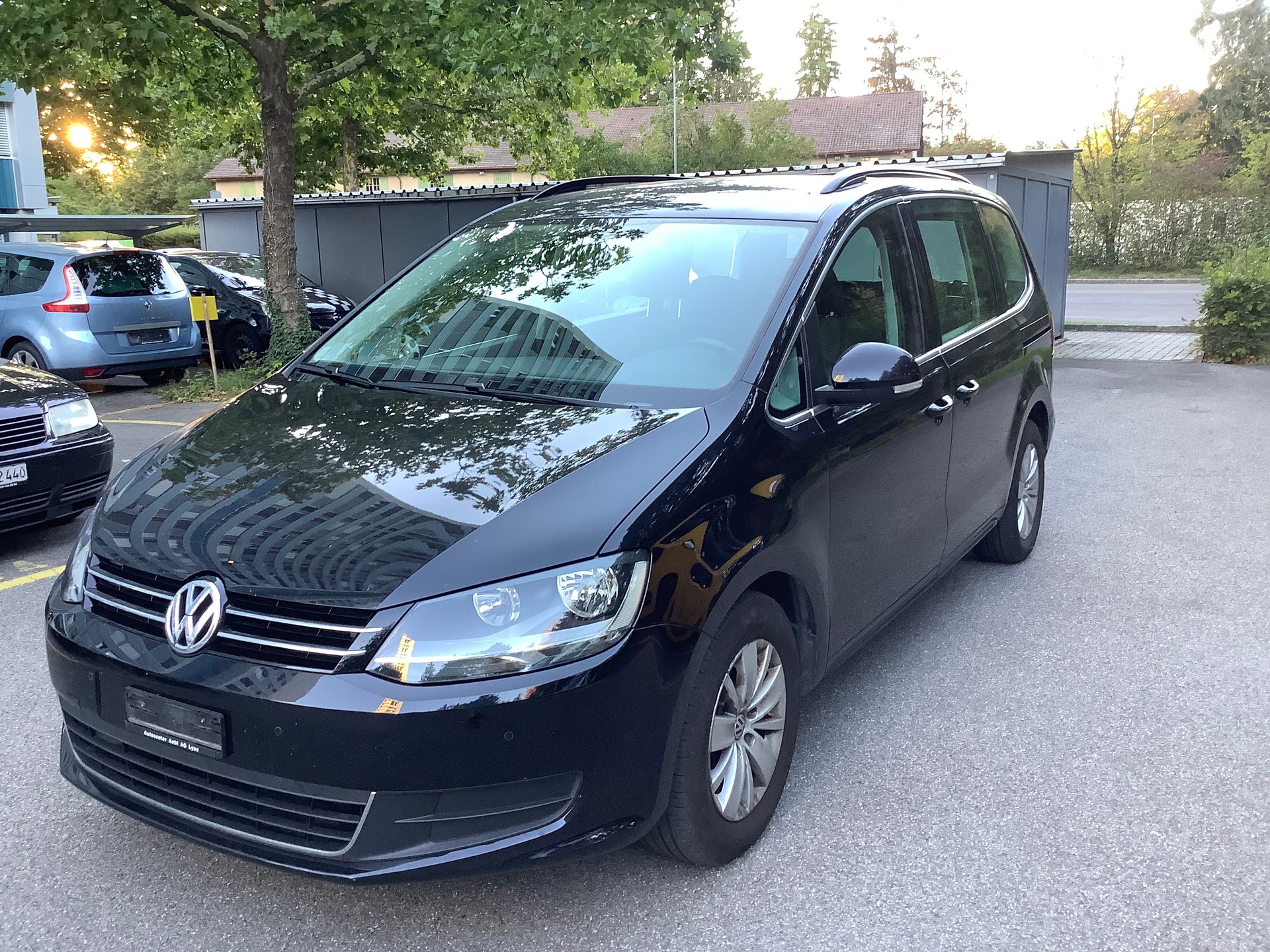 VW Sharan 2.0 TDI BlueMotion Technology Comfortline-image-2