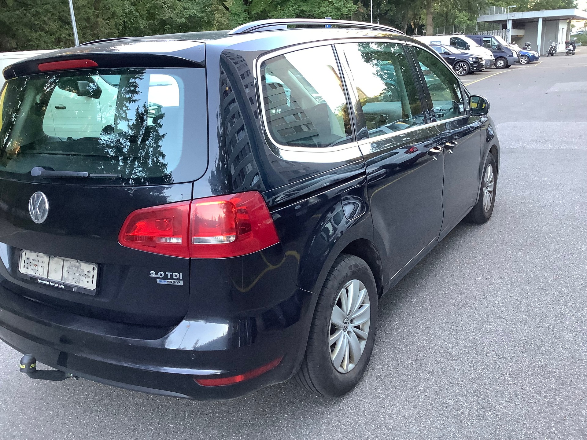 VW Sharan 2.0 TDI BlueMotion Technology Comfortline-image-4