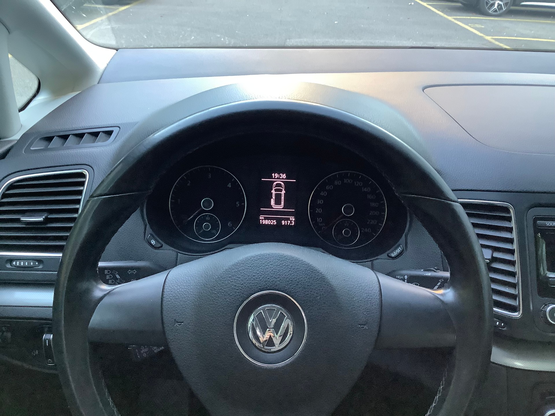 VW Sharan 2.0 TDI BlueMotion Technology Comfortline-image-14