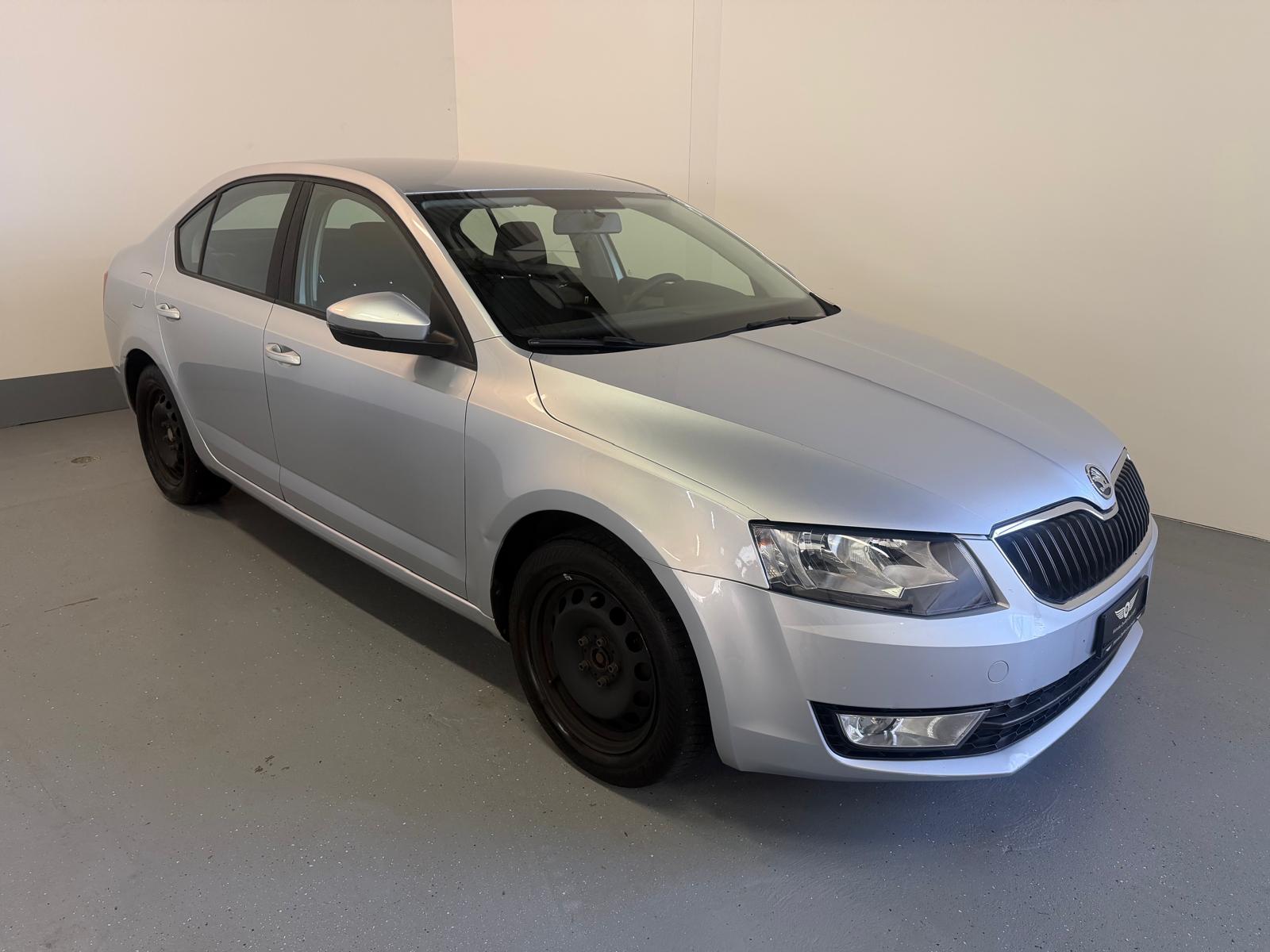SKODA Octavia 1.4 TSI Ambition DSG-showroom-element-1