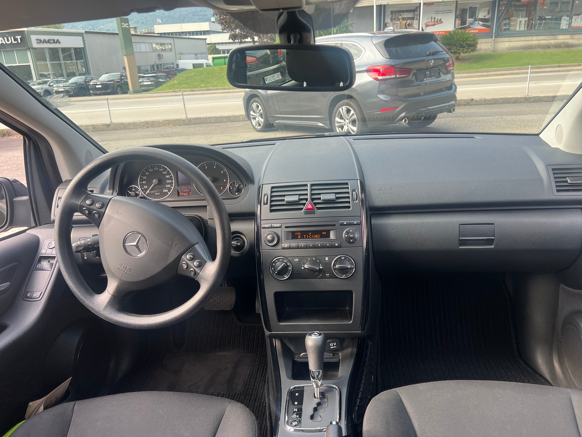 MERCEDES-BENZ A 150 Classic-image-4