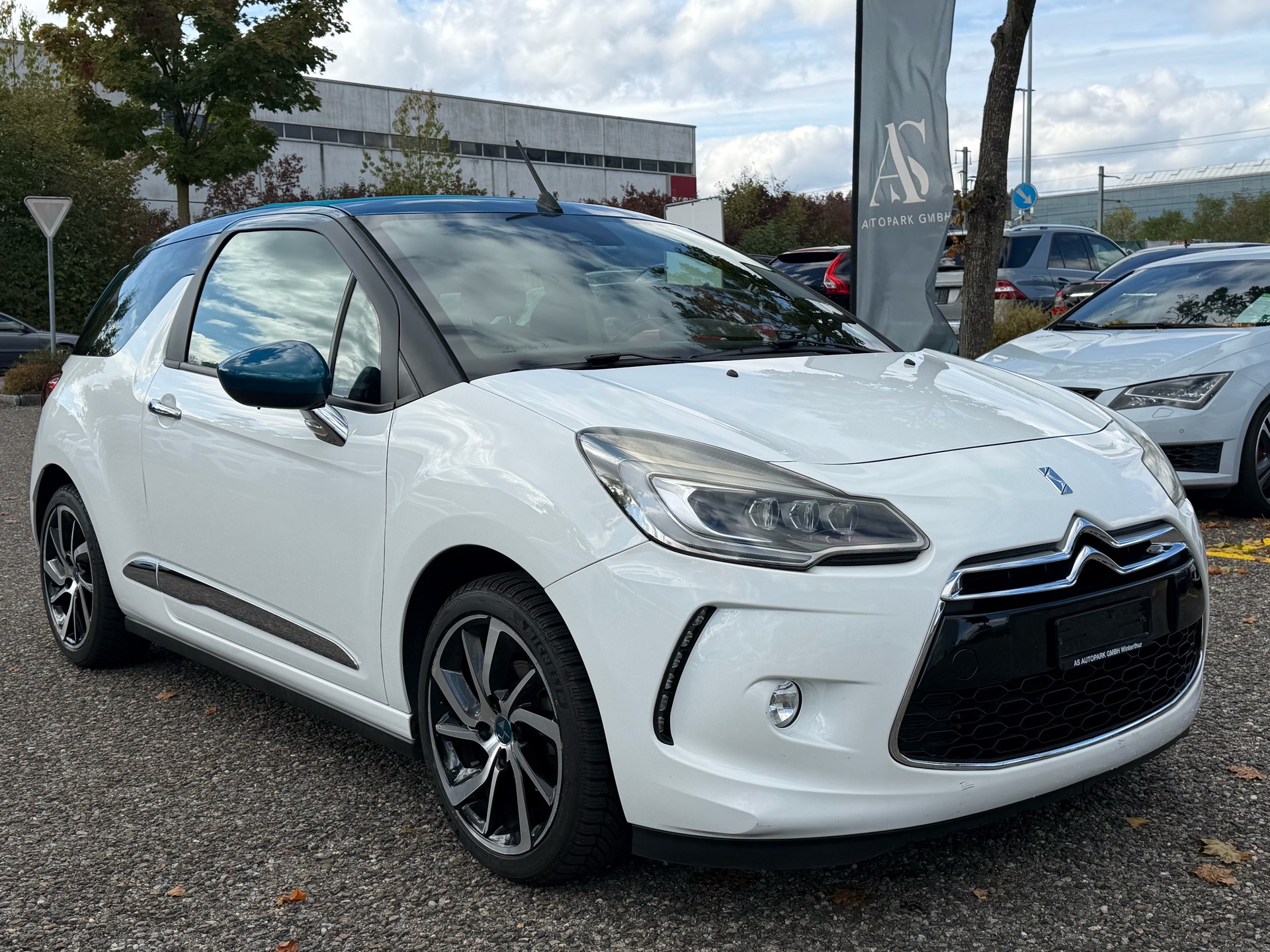 DS AUTOMOBILES DS 3 Cabrio 1.2 PureTech SO Chic EAT-showroom-element-2