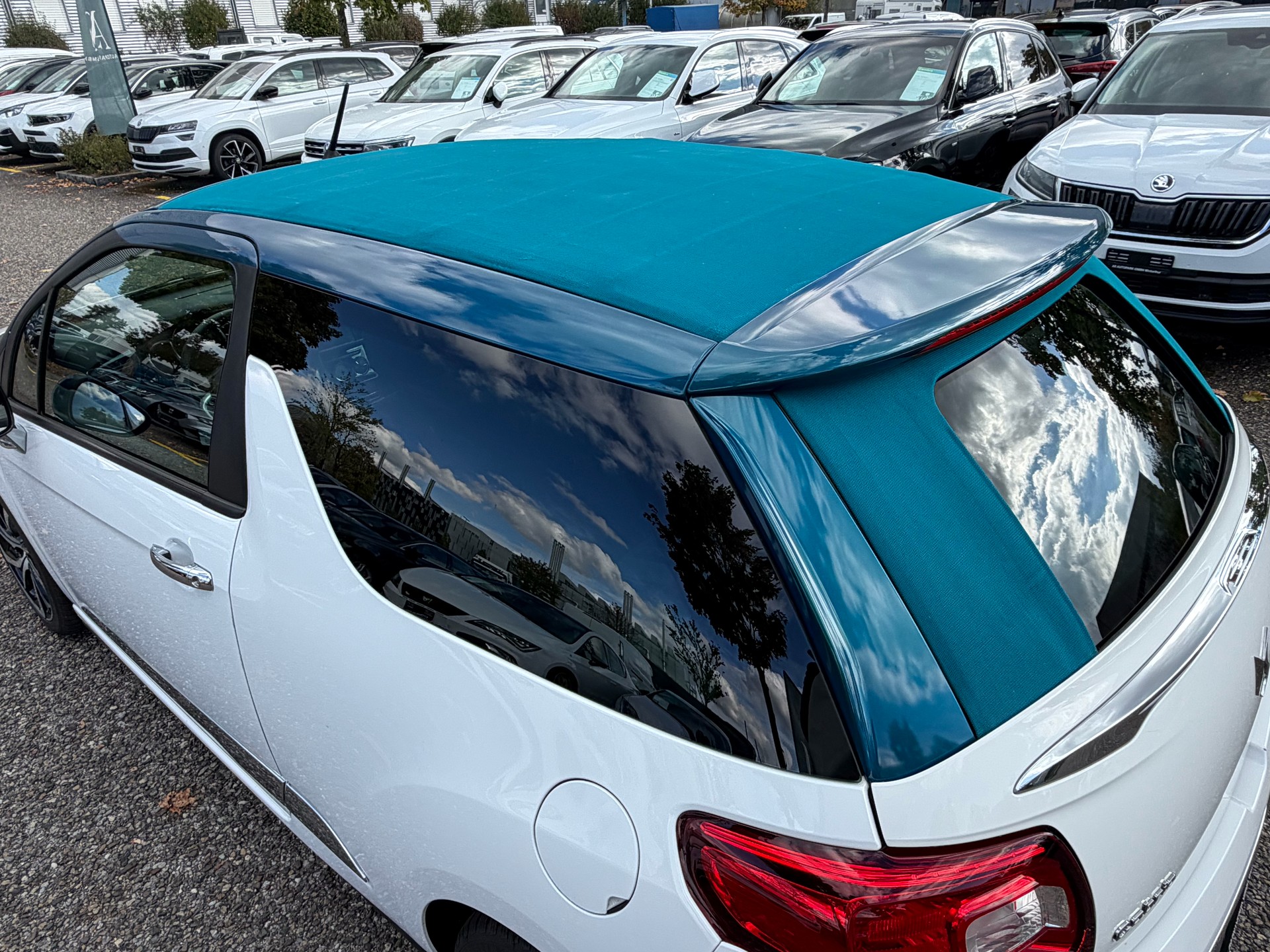 DS AUTOMOBILES DS 3 Cabrio 1.2 PureTech SO Chic EAT-image-8