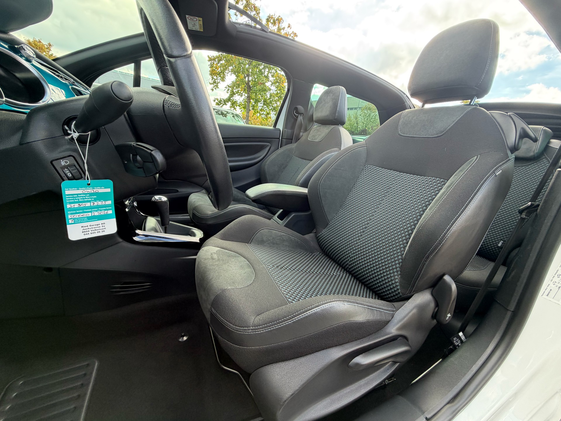 DS AUTOMOBILES DS 3 Cabrio 1.2 PureTech SO Chic EAT-image-13