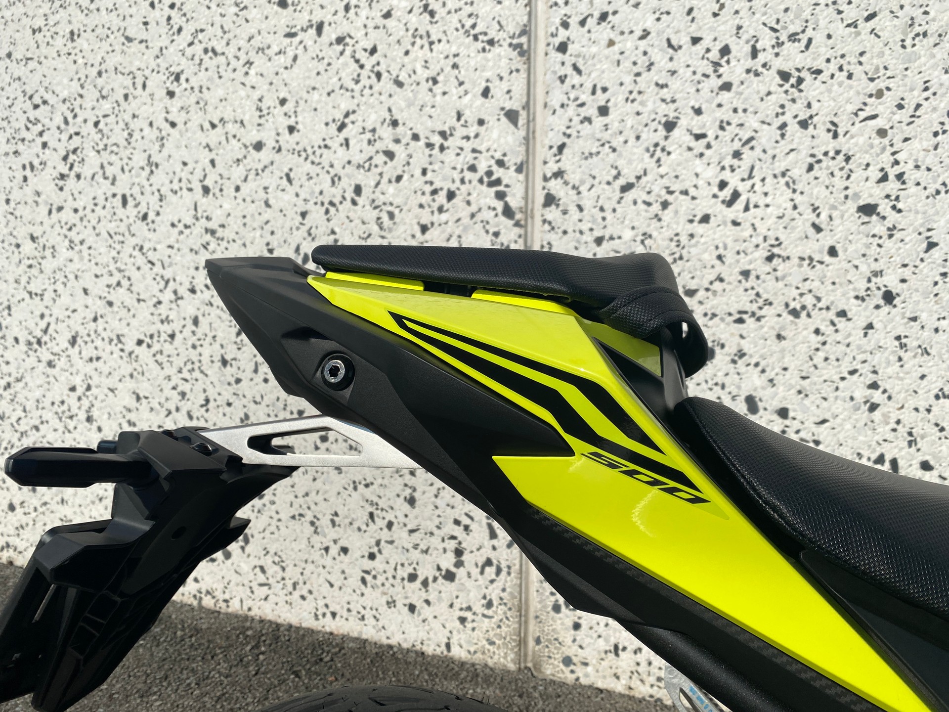HONDA CB 500 Hornet E-CLUTCH-image-5