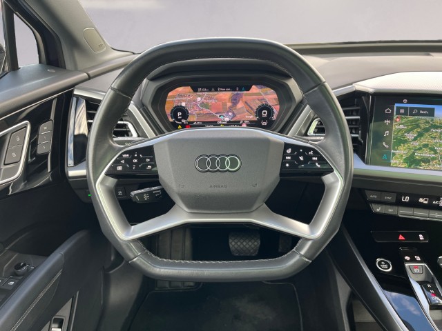 AUDI Q4 e-tron 45 quattro-image-12