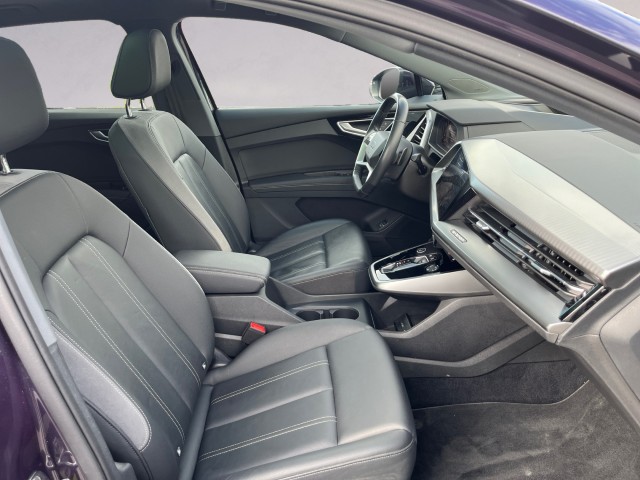 AUDI Q4 e-tron 45 quattro-image-16