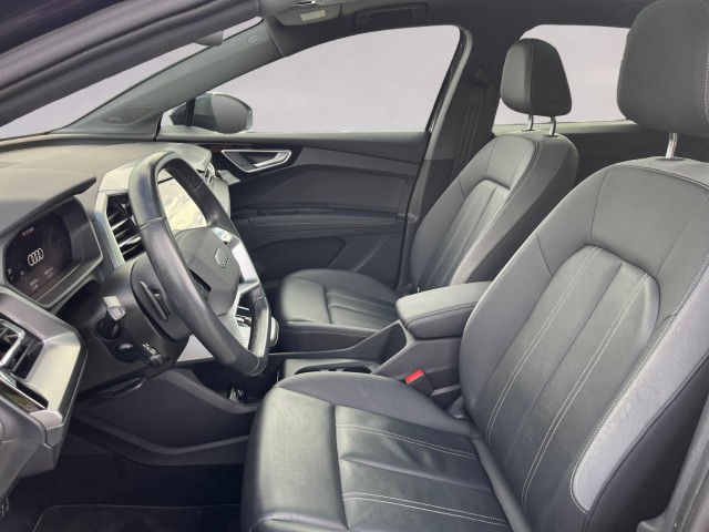 AUDI Q4 e-tron 45 quattro-image-9