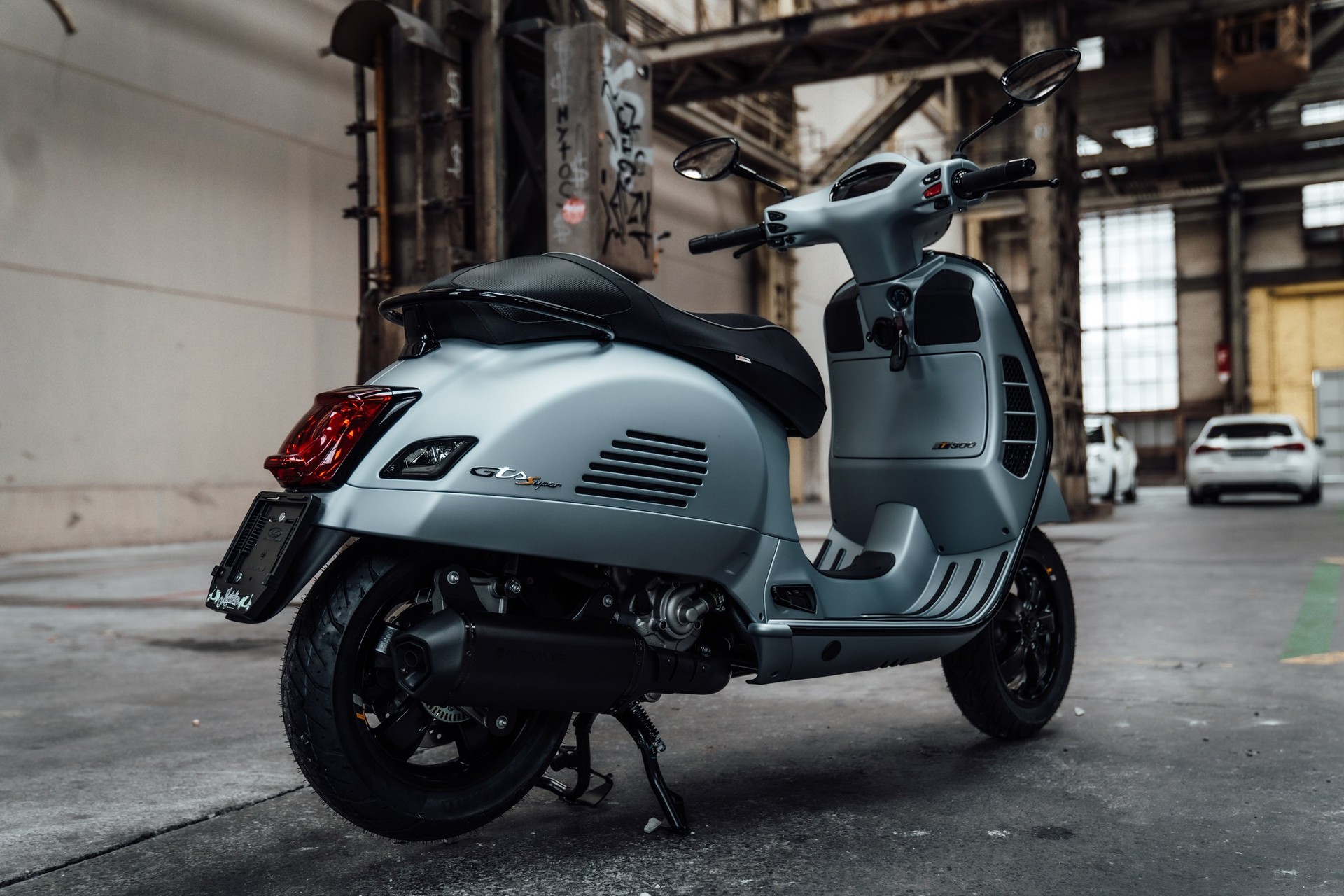 PIAGGIO Vespa GTS 300 HPE Super Tech ABS/ASR-image-2