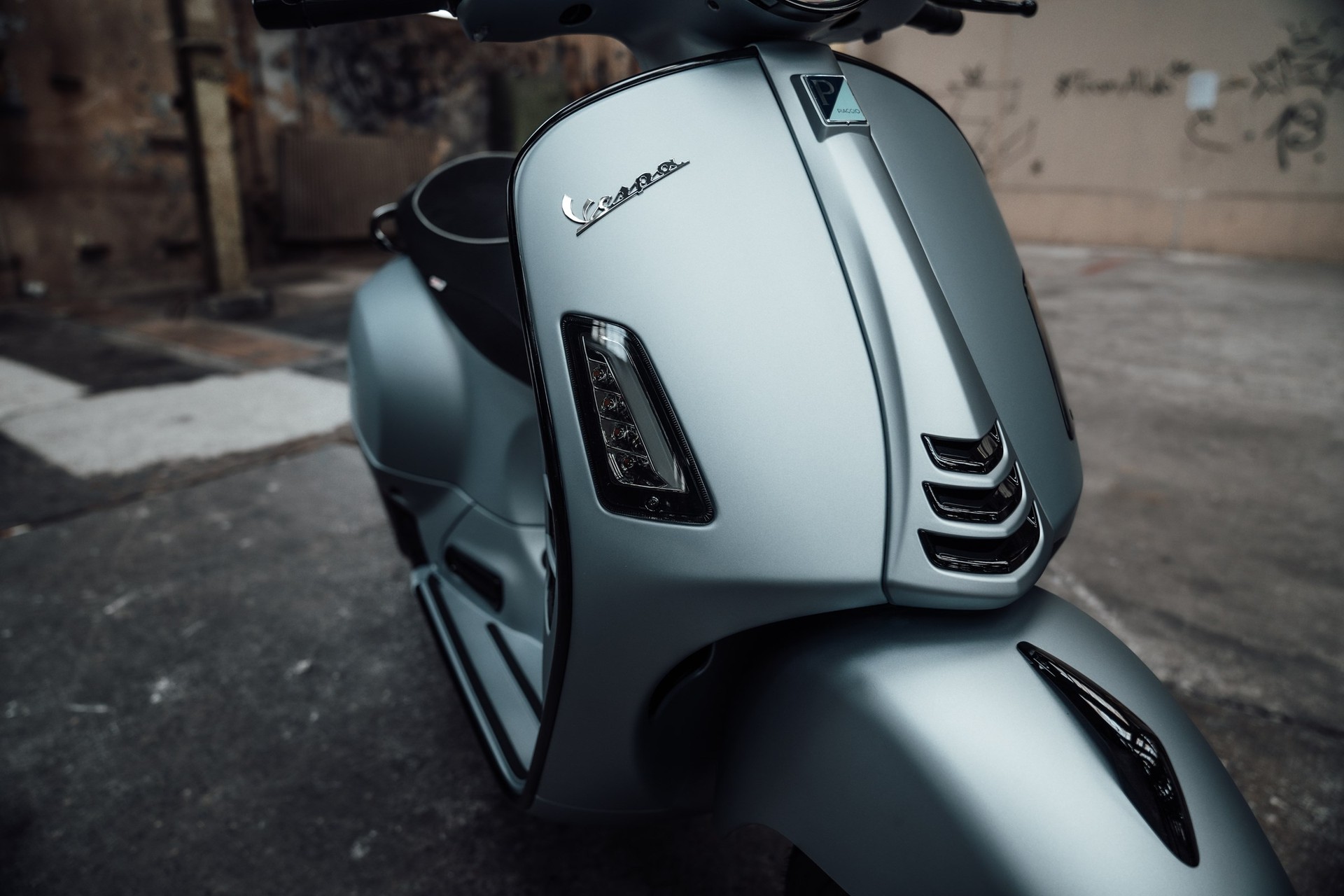 PIAGGIO Vespa GTS 300 HPE Super Tech ABS/ASR-image-6