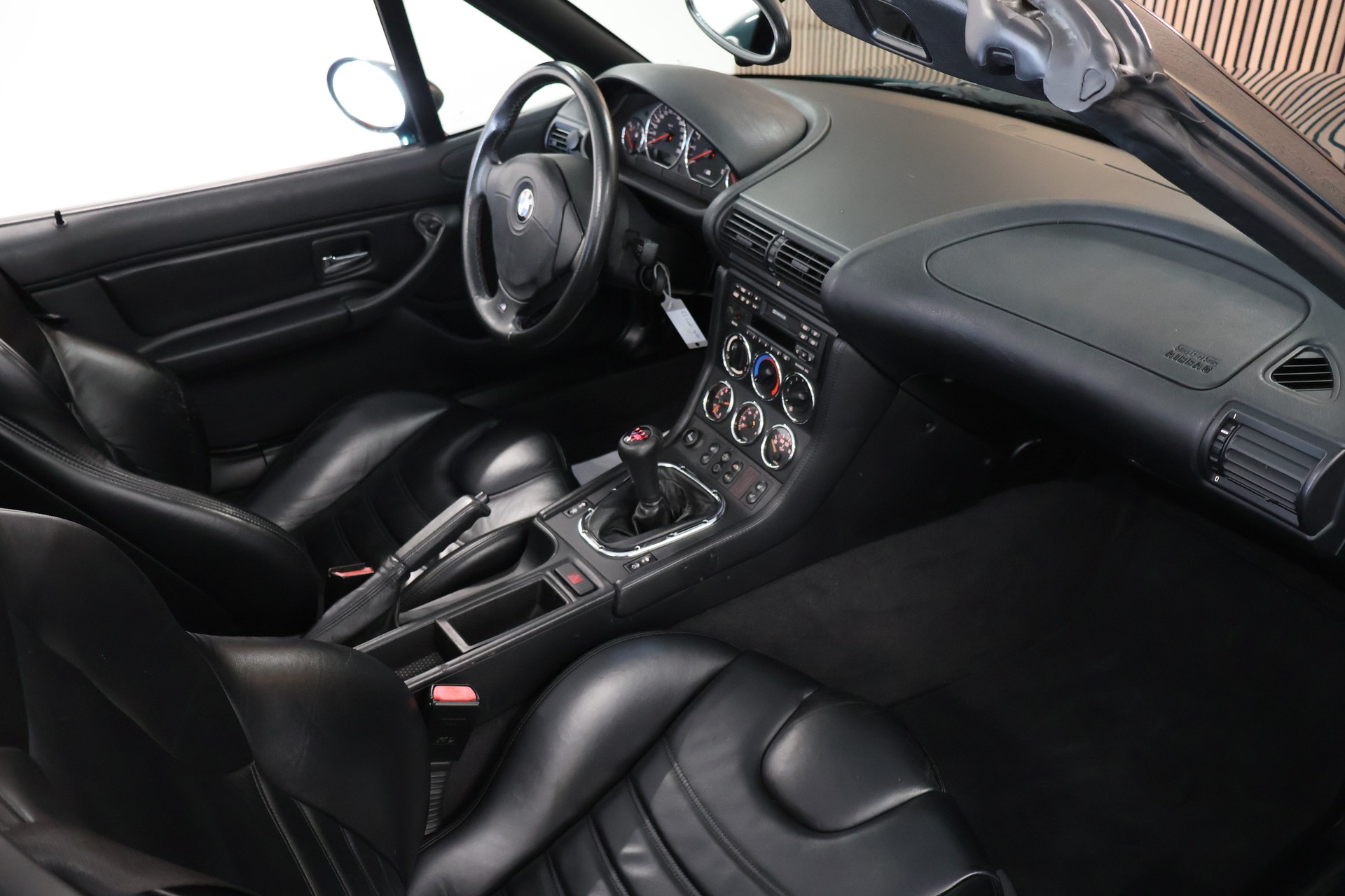 BMW M Roadster-image-14