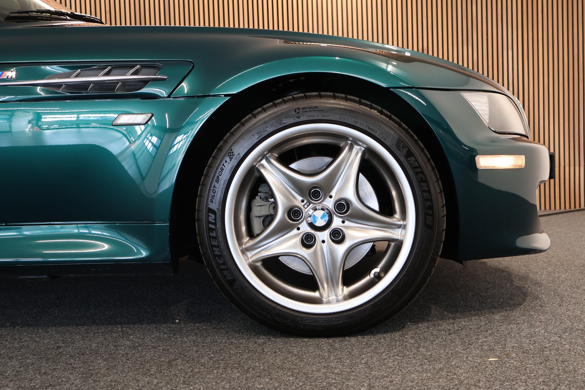 BMW M Roadster-image-22