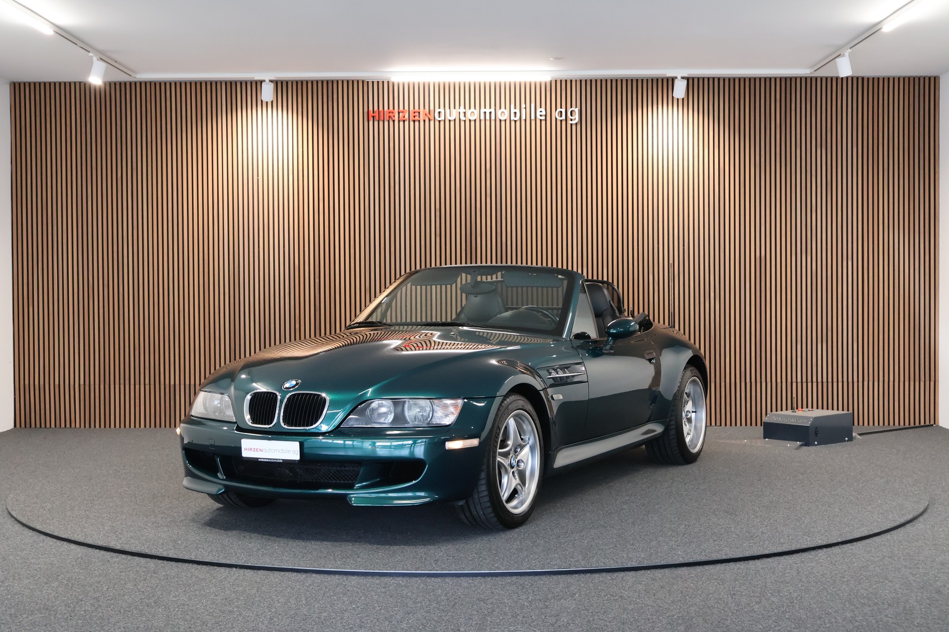 BMW M Roadster-image-0