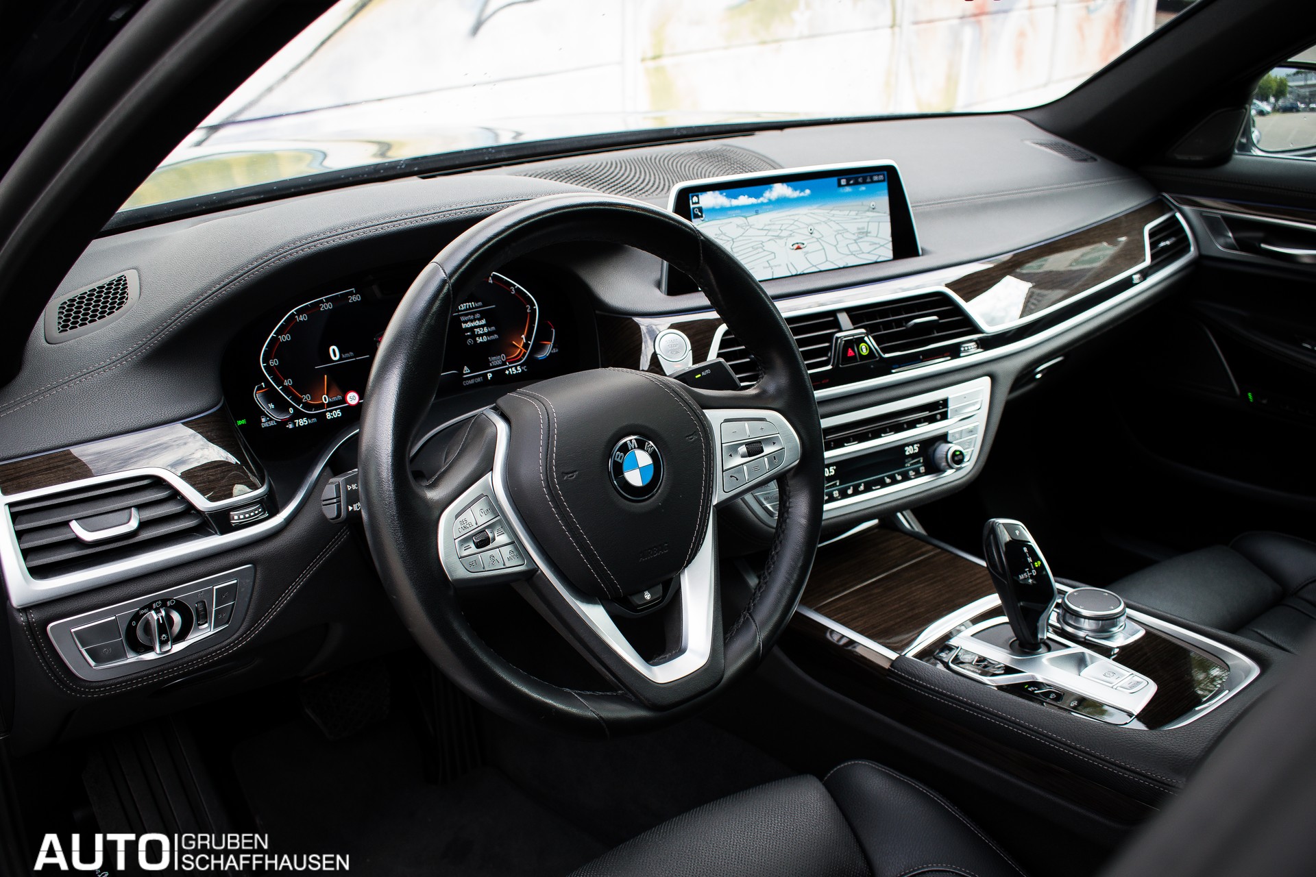 BMW 740Ld xDrive Steptronic-image-12