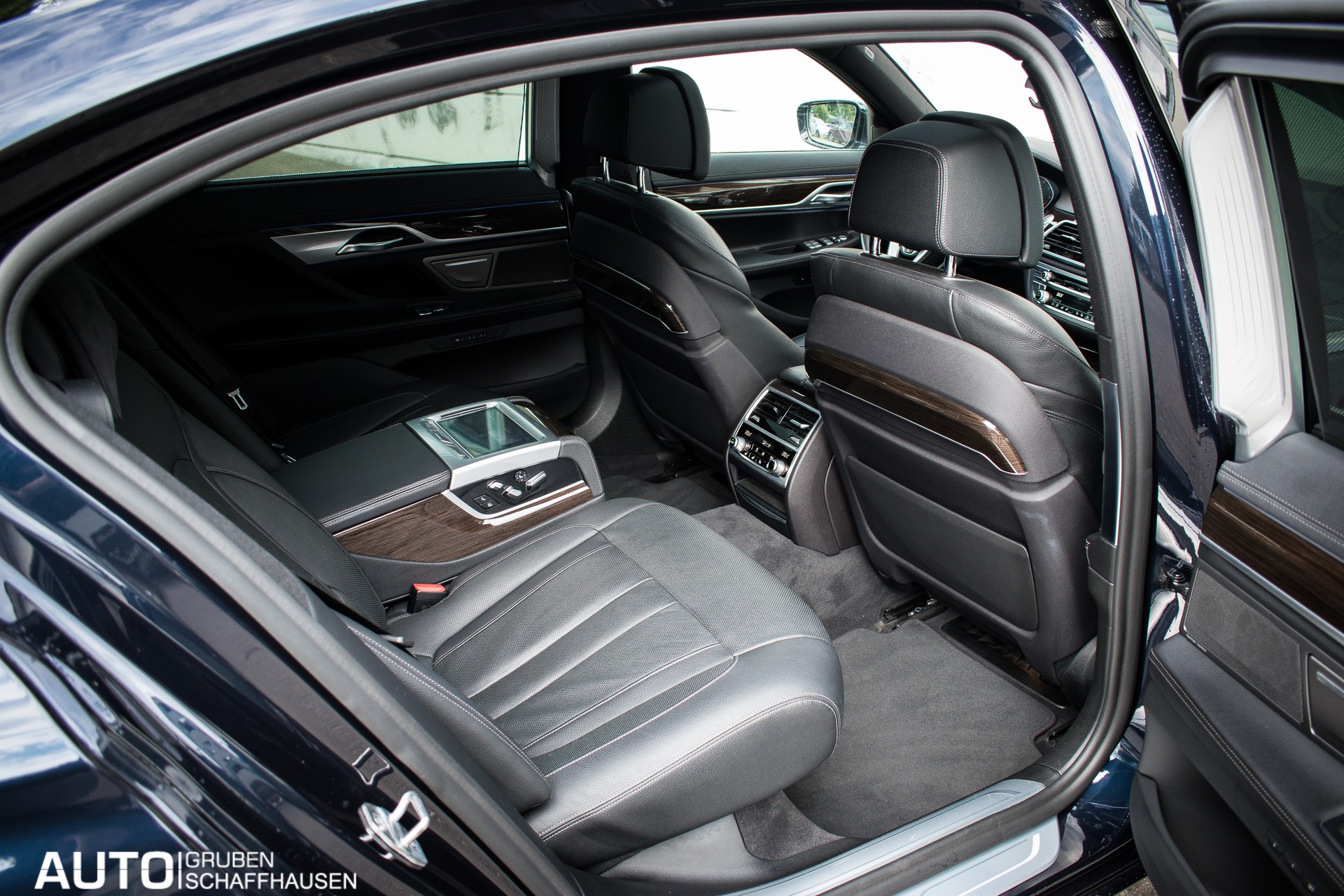 BMW 740Ld xDrive Steptronic-image-15
