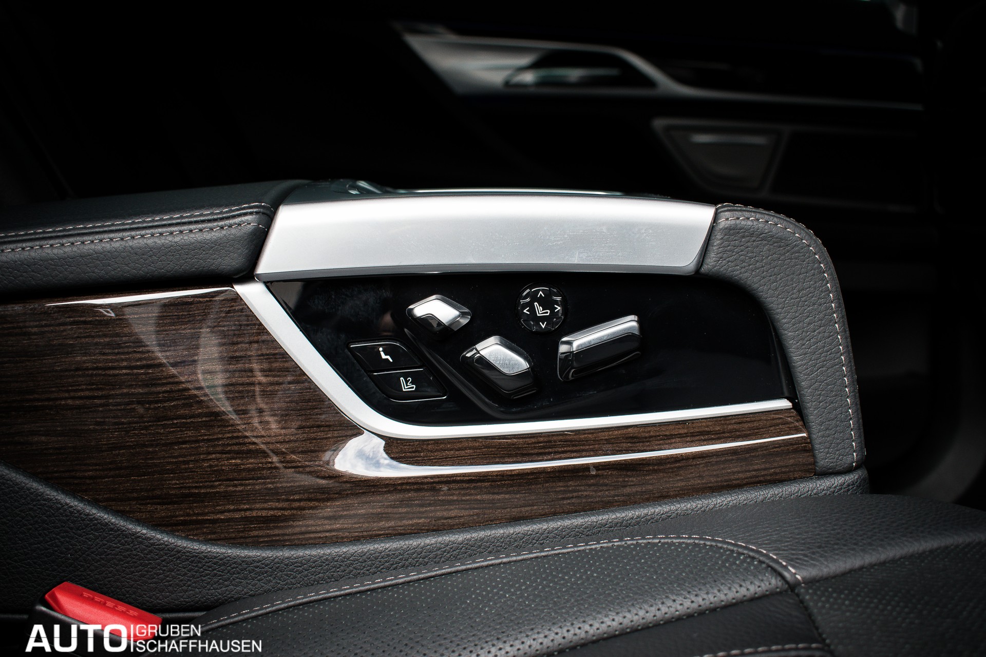 BMW 740Ld xDrive Steptronic-image-29