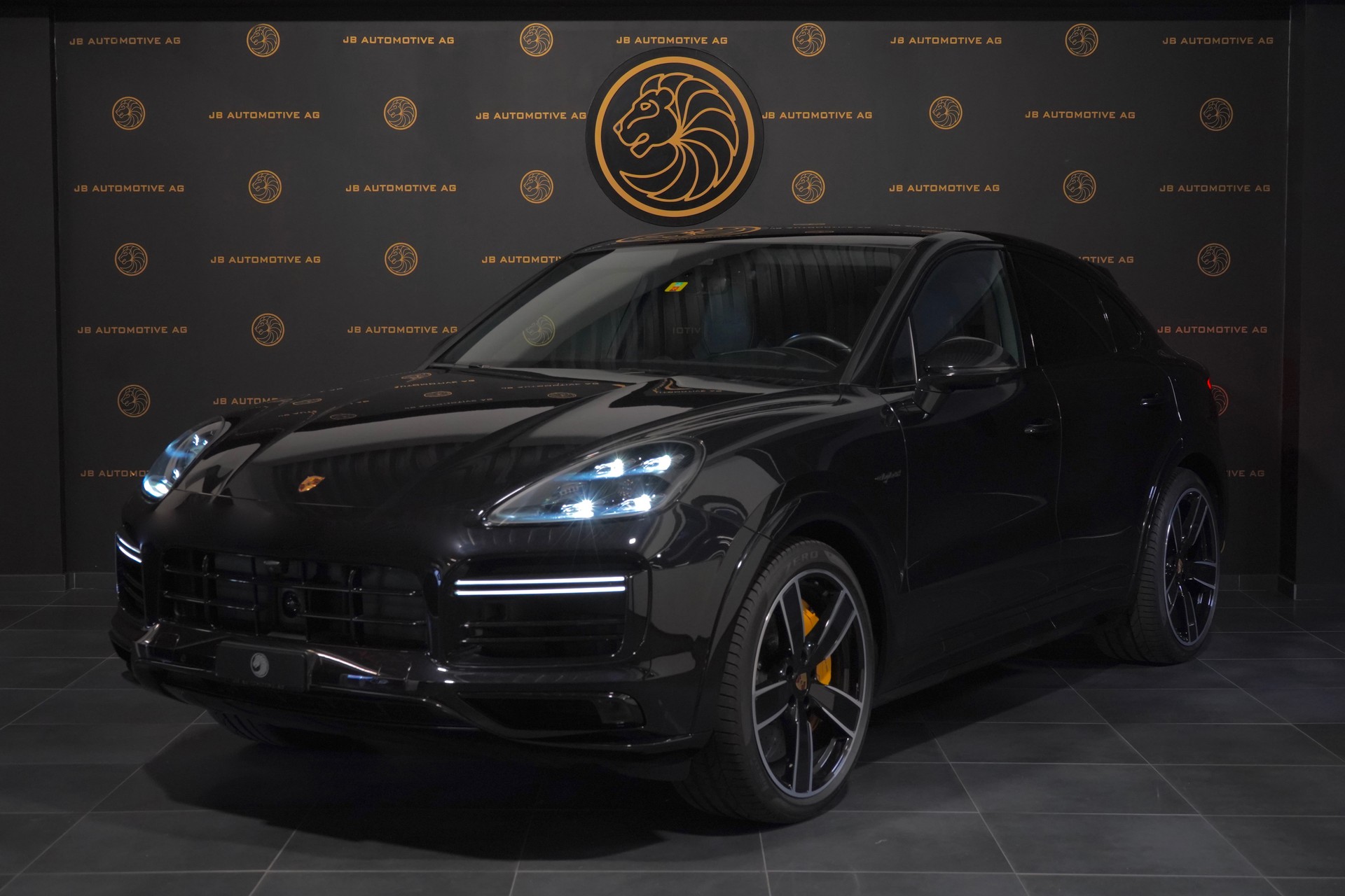 PORSCHE Cayenne Turbo Coupé S E-Hybrid 🇨🇭