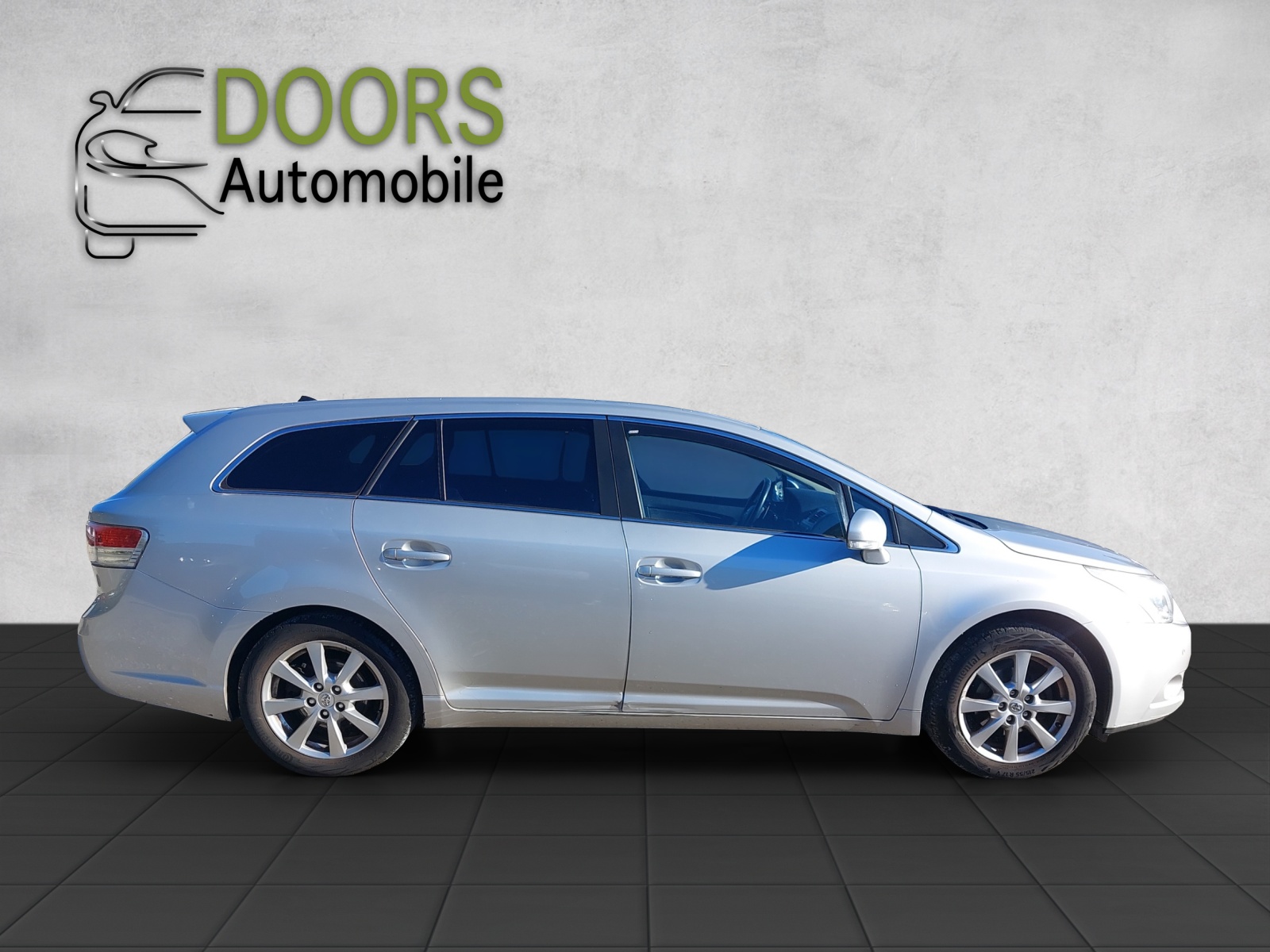 TOYOTA Avensis SW 2.0 Linea Luna Multidrive-image-7